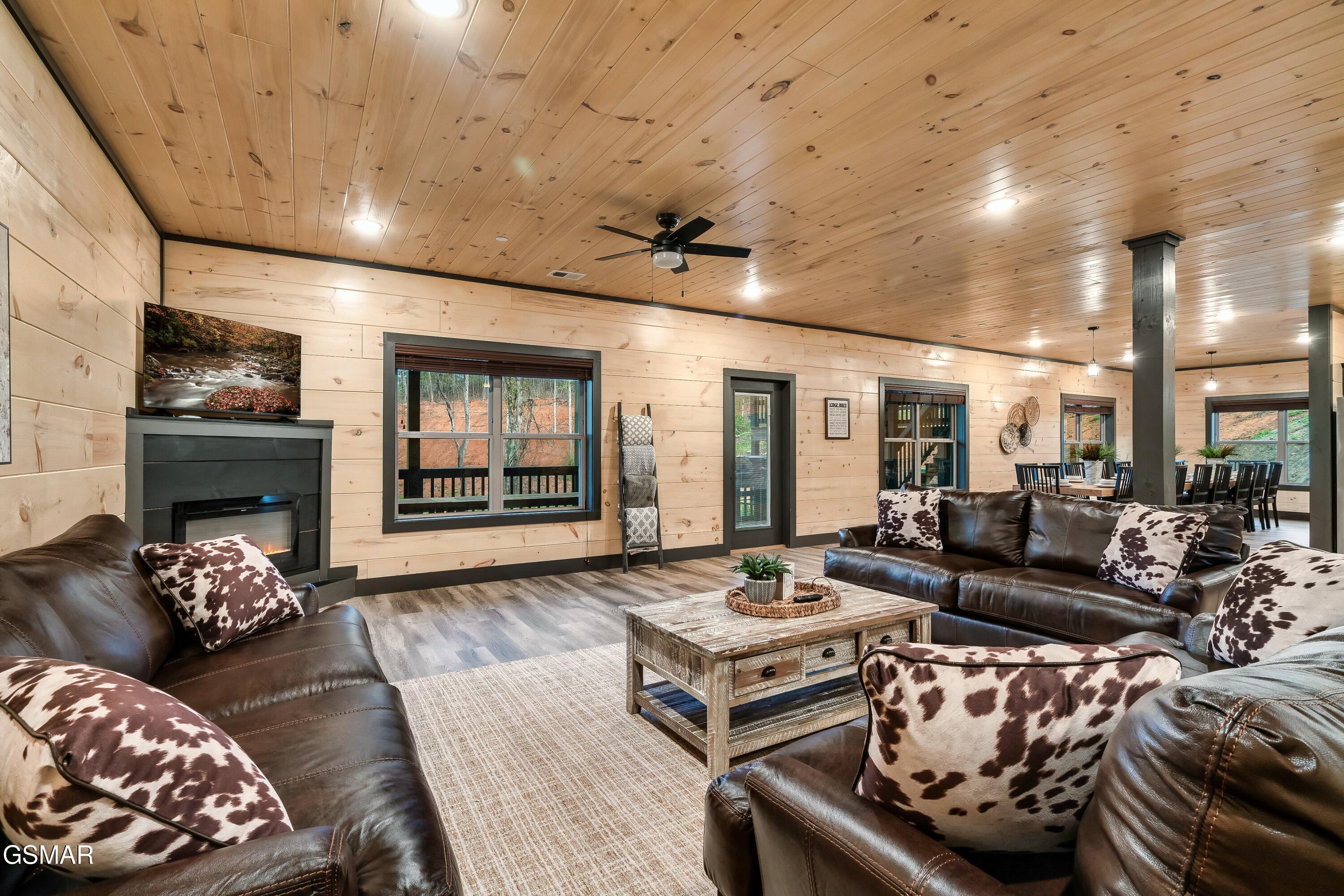 204 Lily Jo Way Sevierville TN 37876
