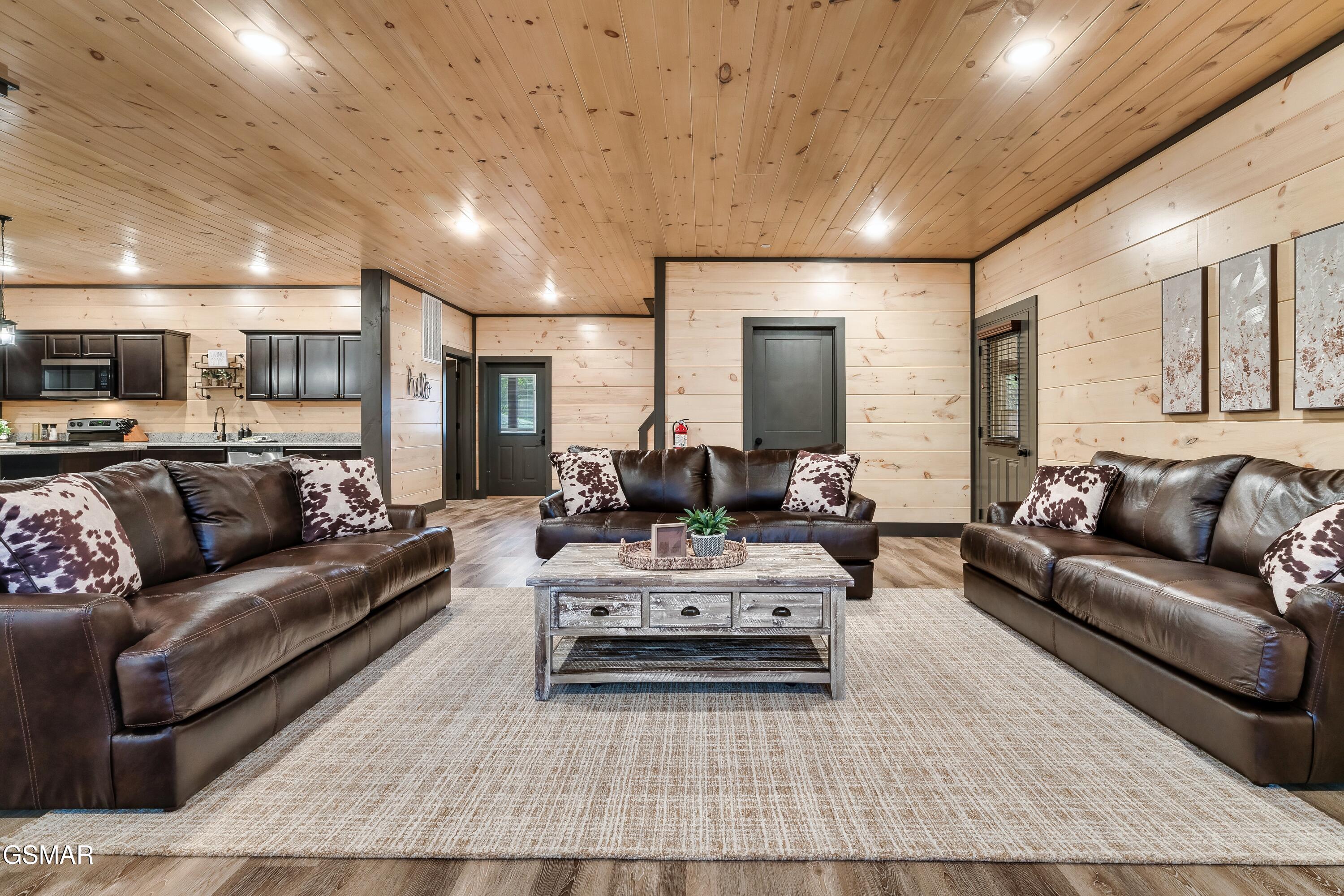 204 Lily Jo Way Sevierville TN 37876