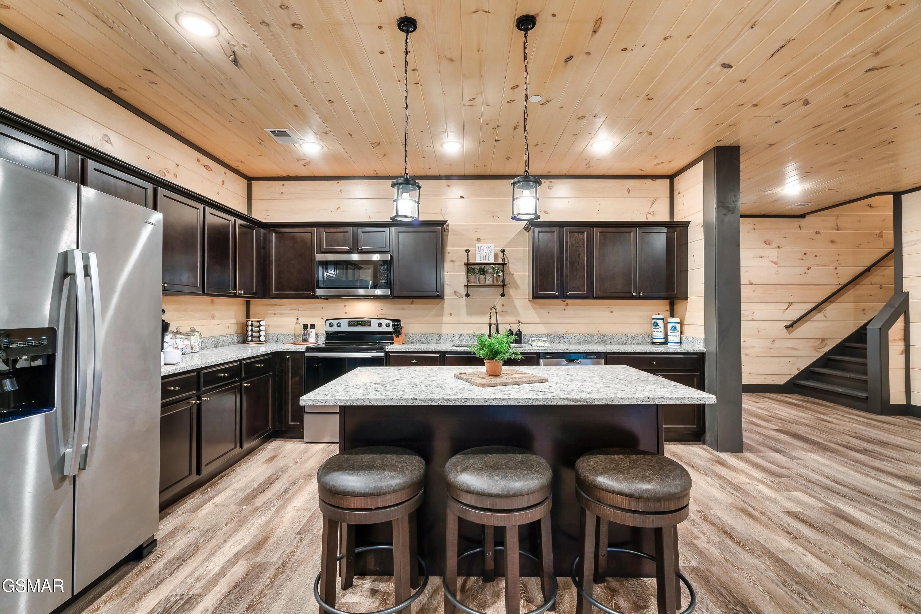 204 Lily Jo Way Sevierville TN 37876