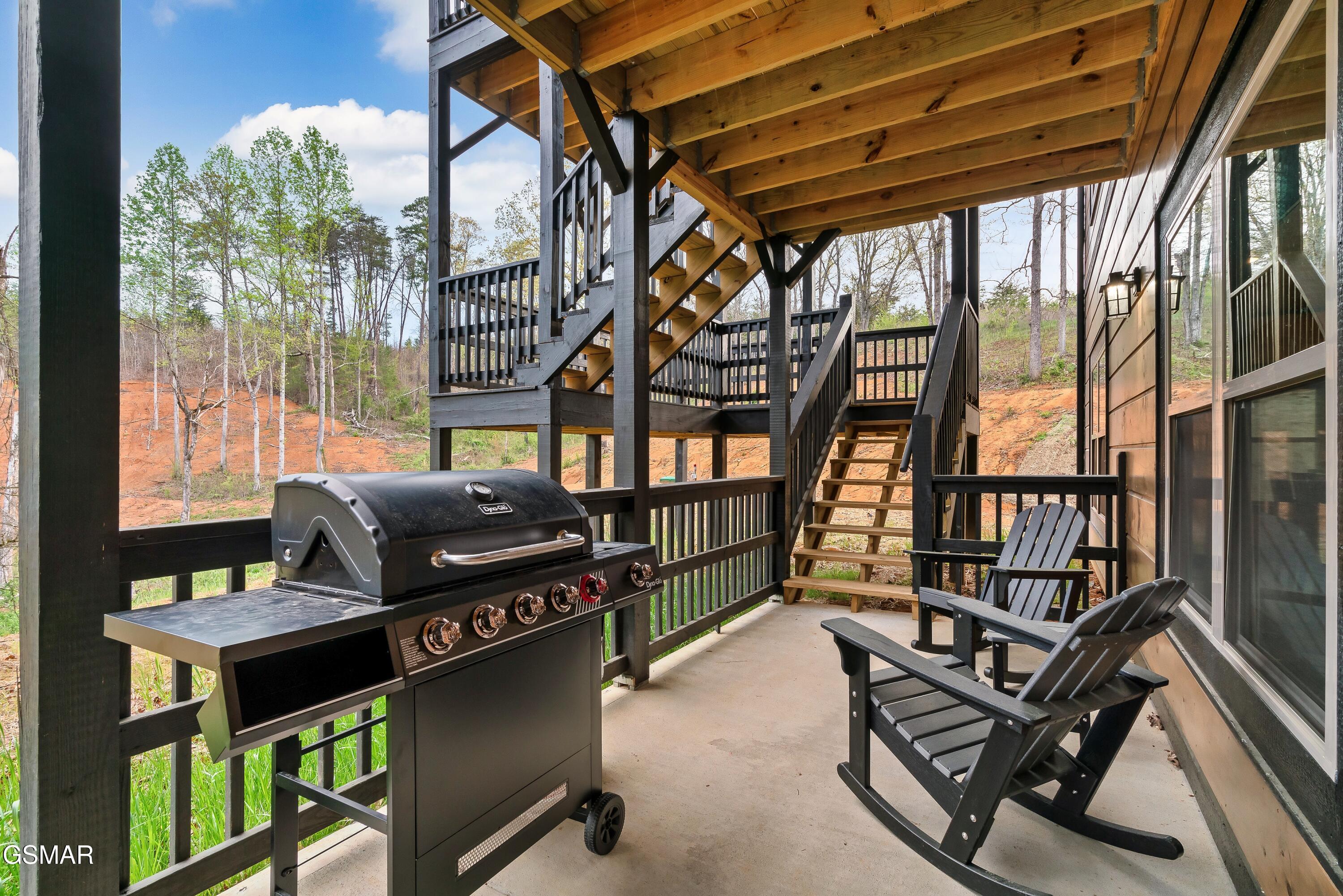204 Lily Jo Way Sevierville TN 37876