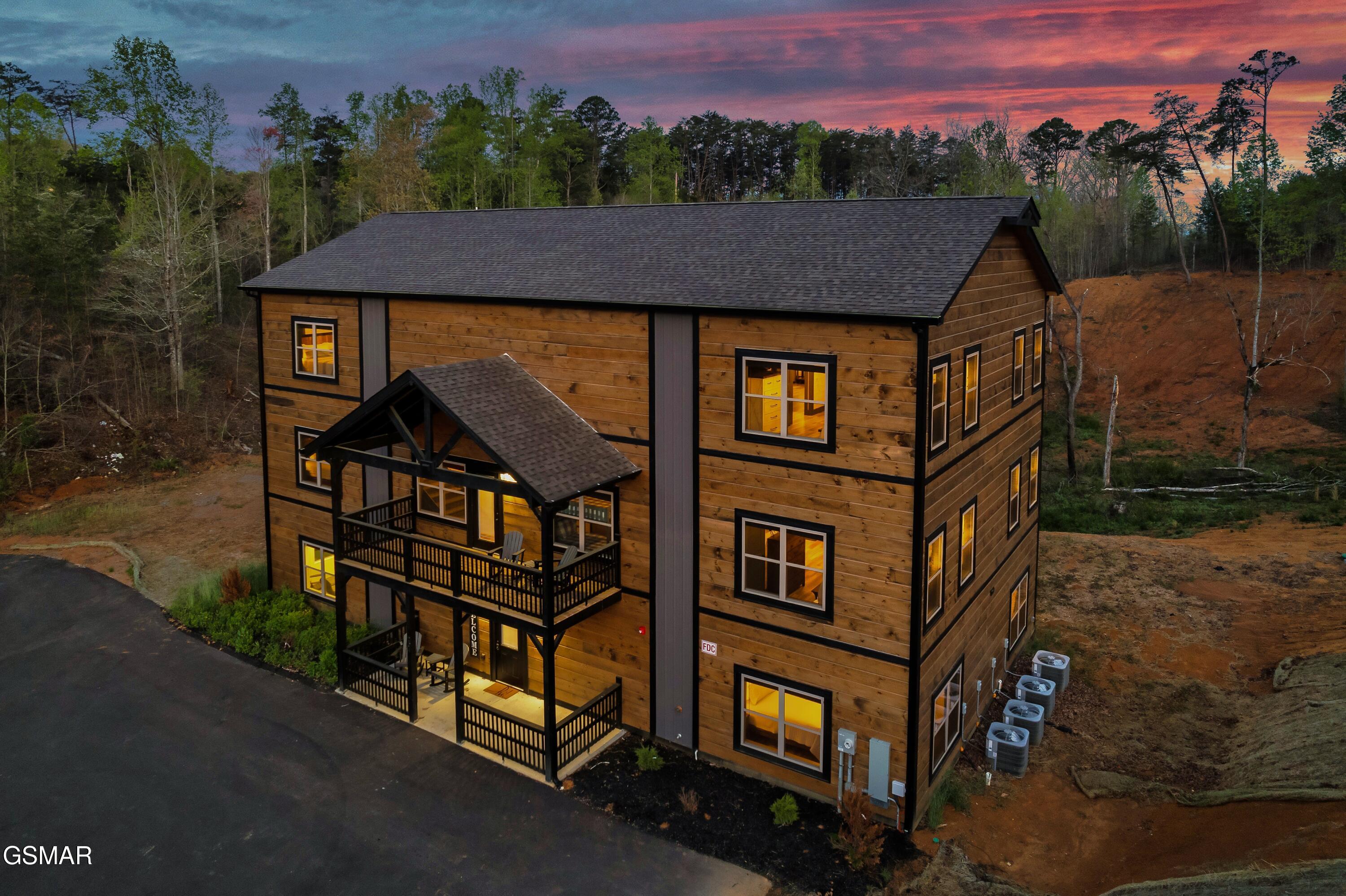 204 Lily Jo Way Sevierville TN 37876