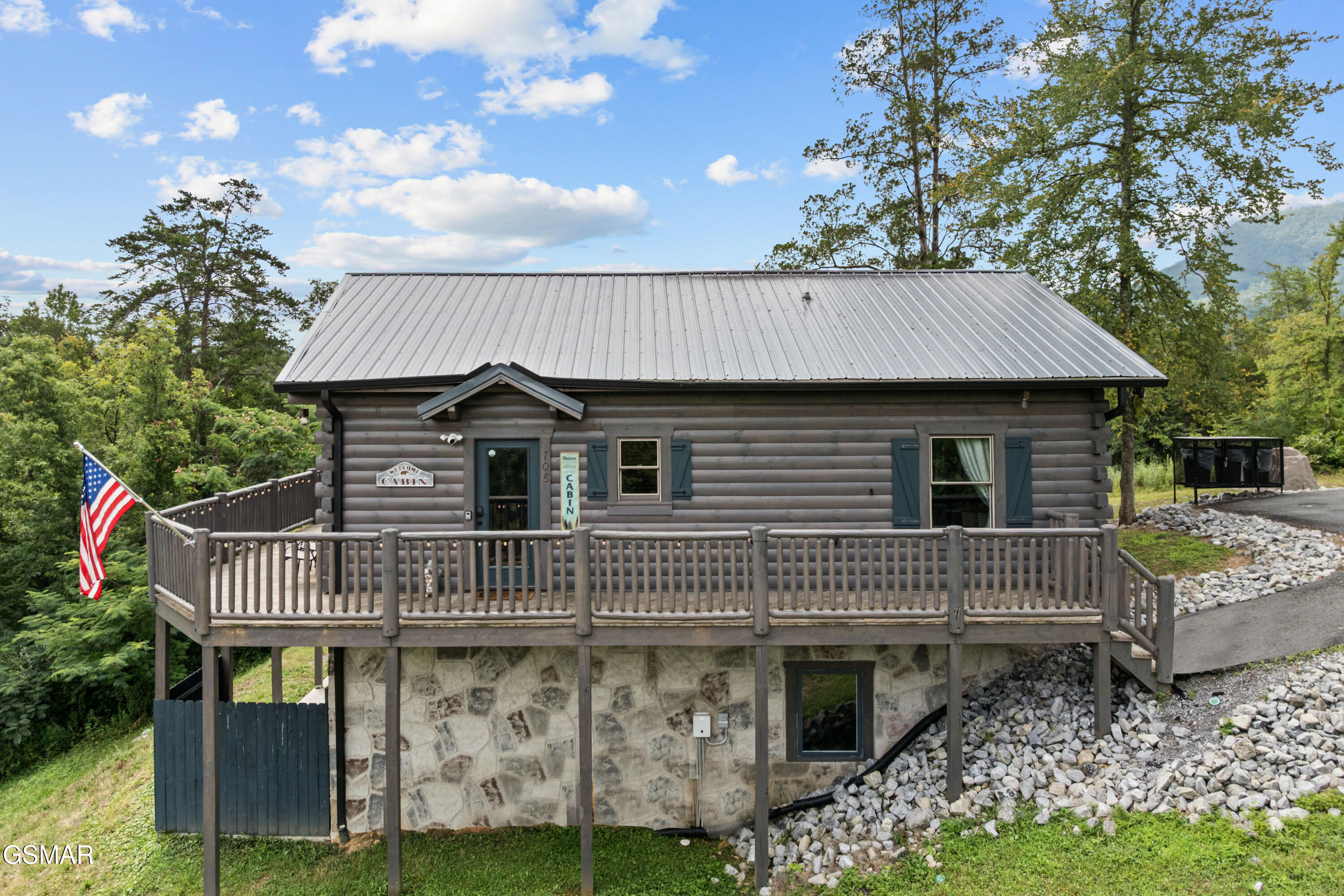 705 Rondayview Lane Sevierville TN 37876