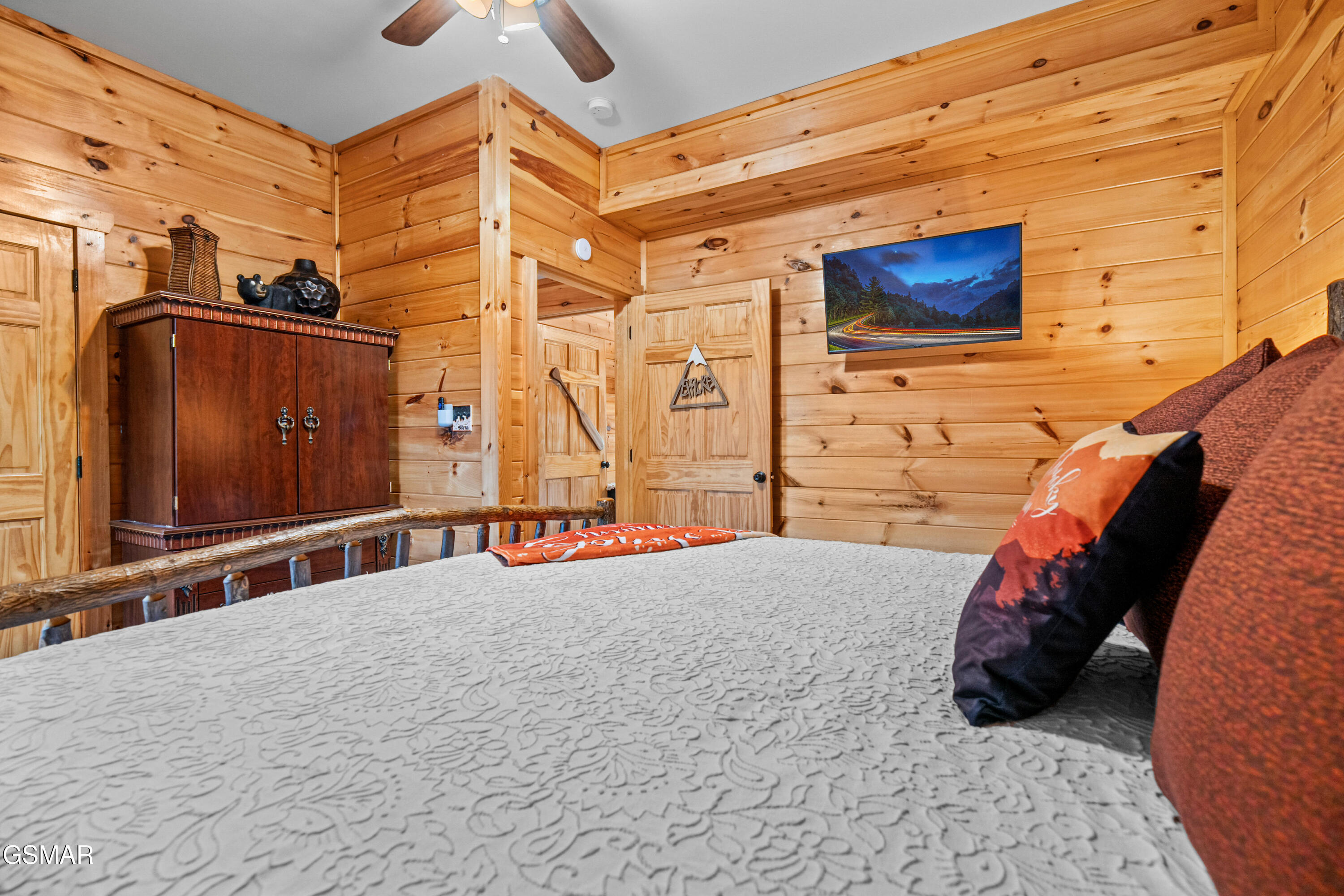 705 Rondayview Lane Sevierville TN 37876