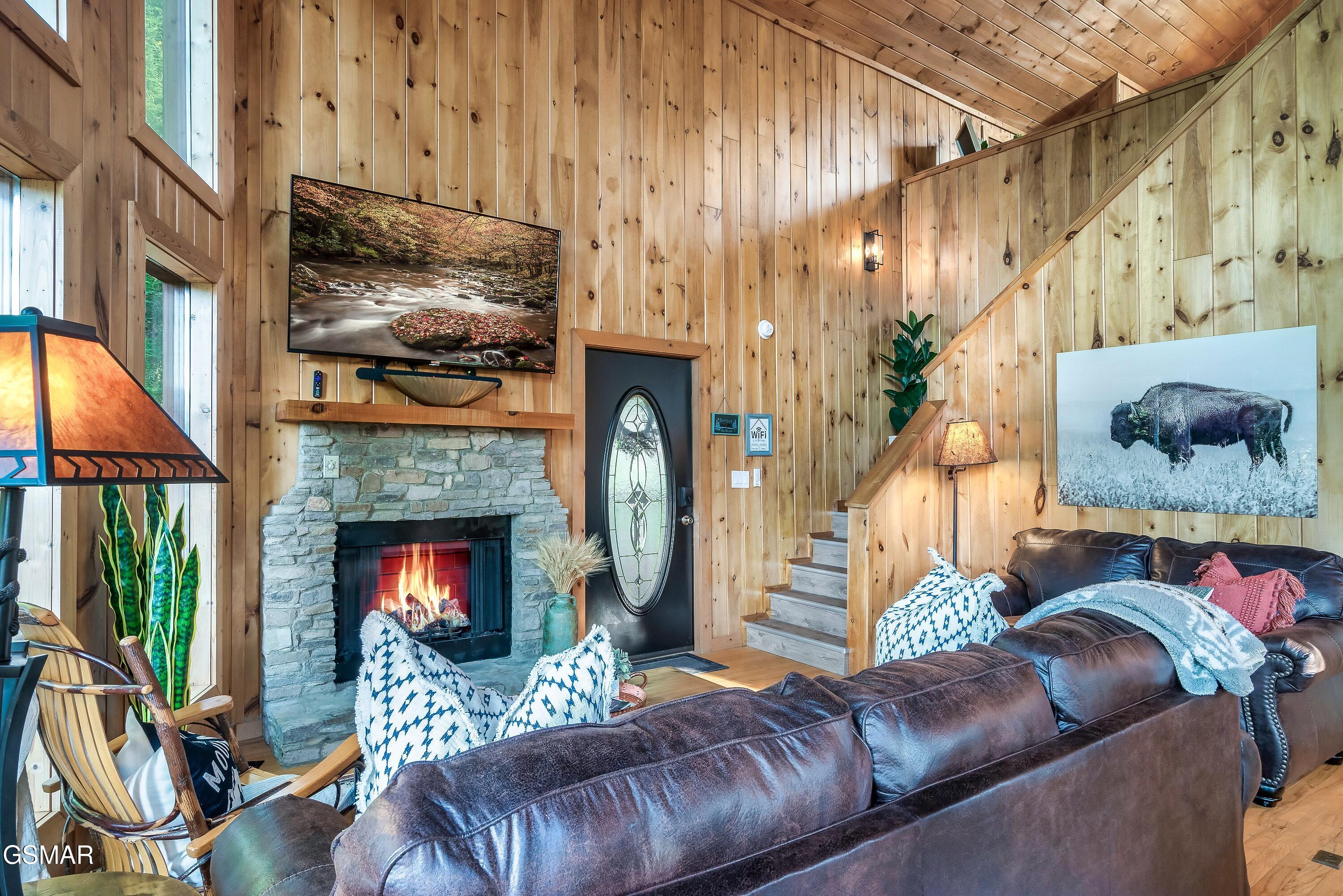 2321 High Top Loop Sevierville TN 37862