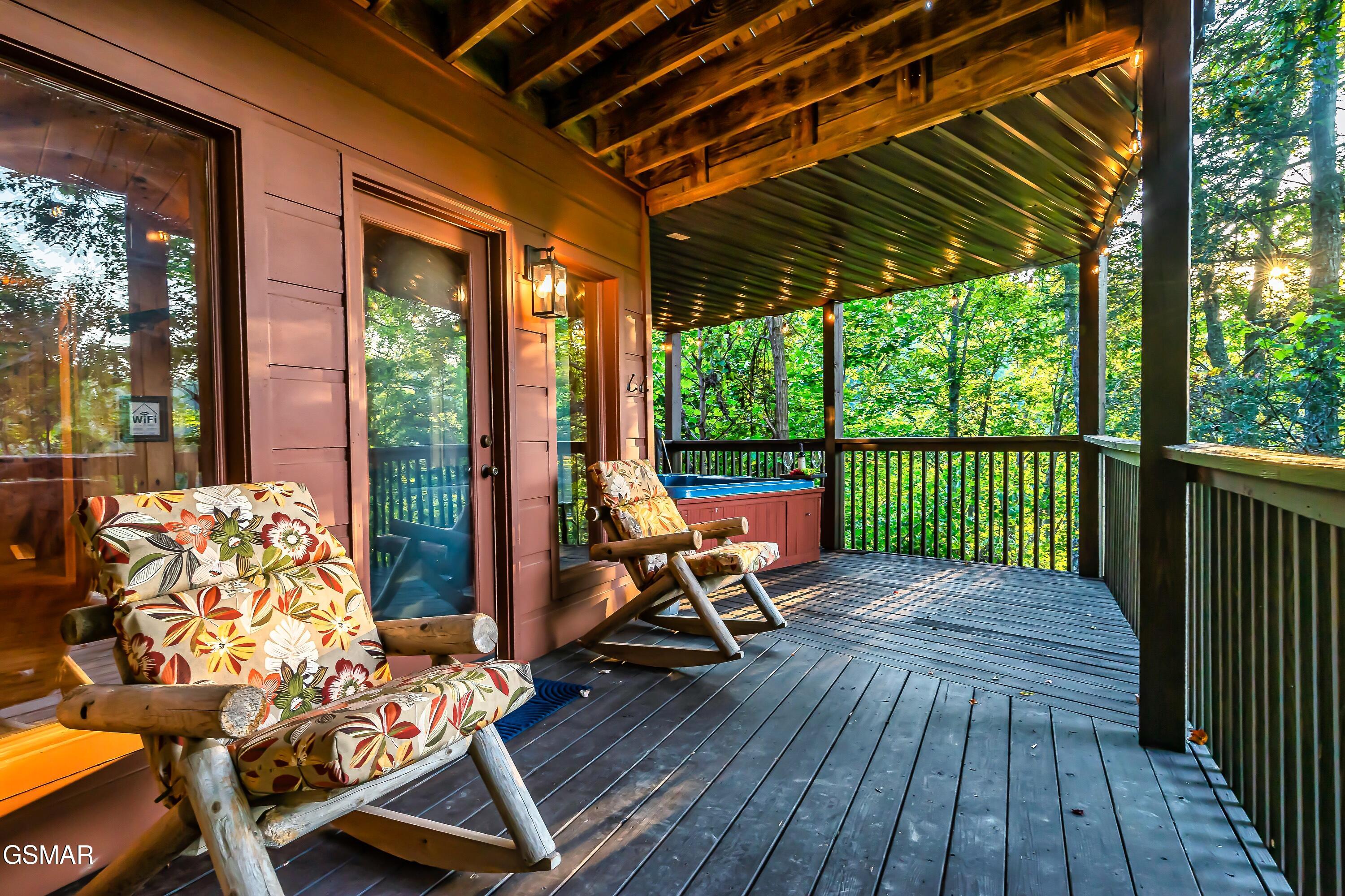 2321 High Top Loop Sevierville TN 37862