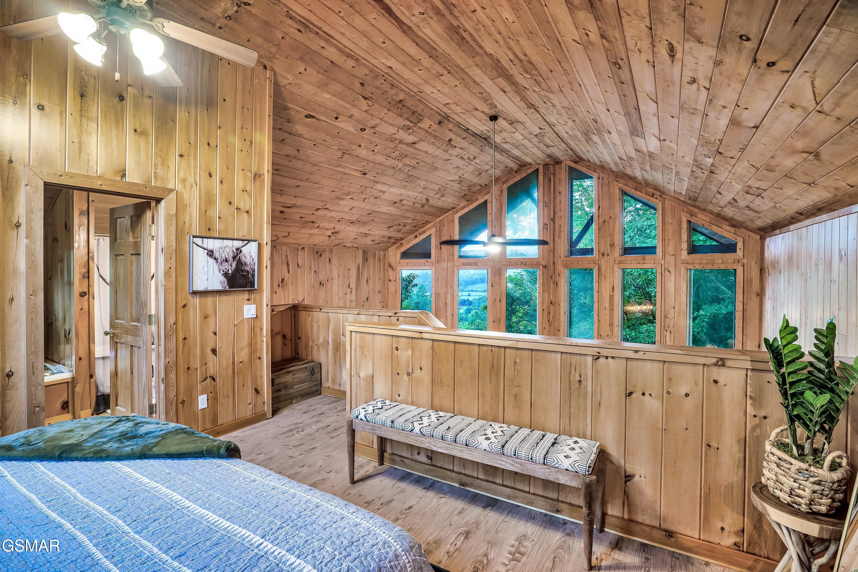 2321 High Top Loop Sevierville TN 37862