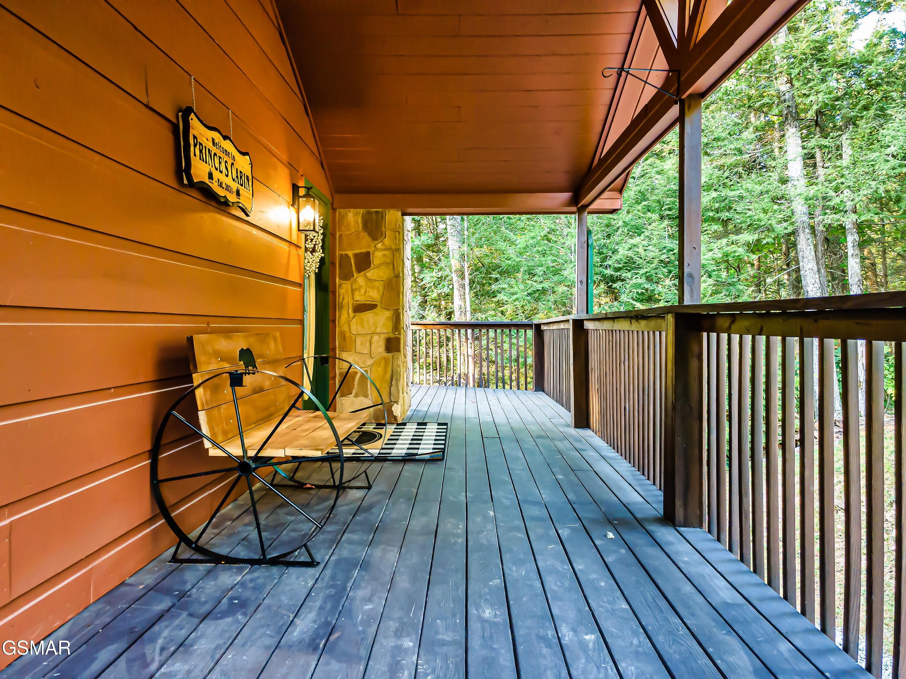 2321 High Top Loop Sevierville TN 37862