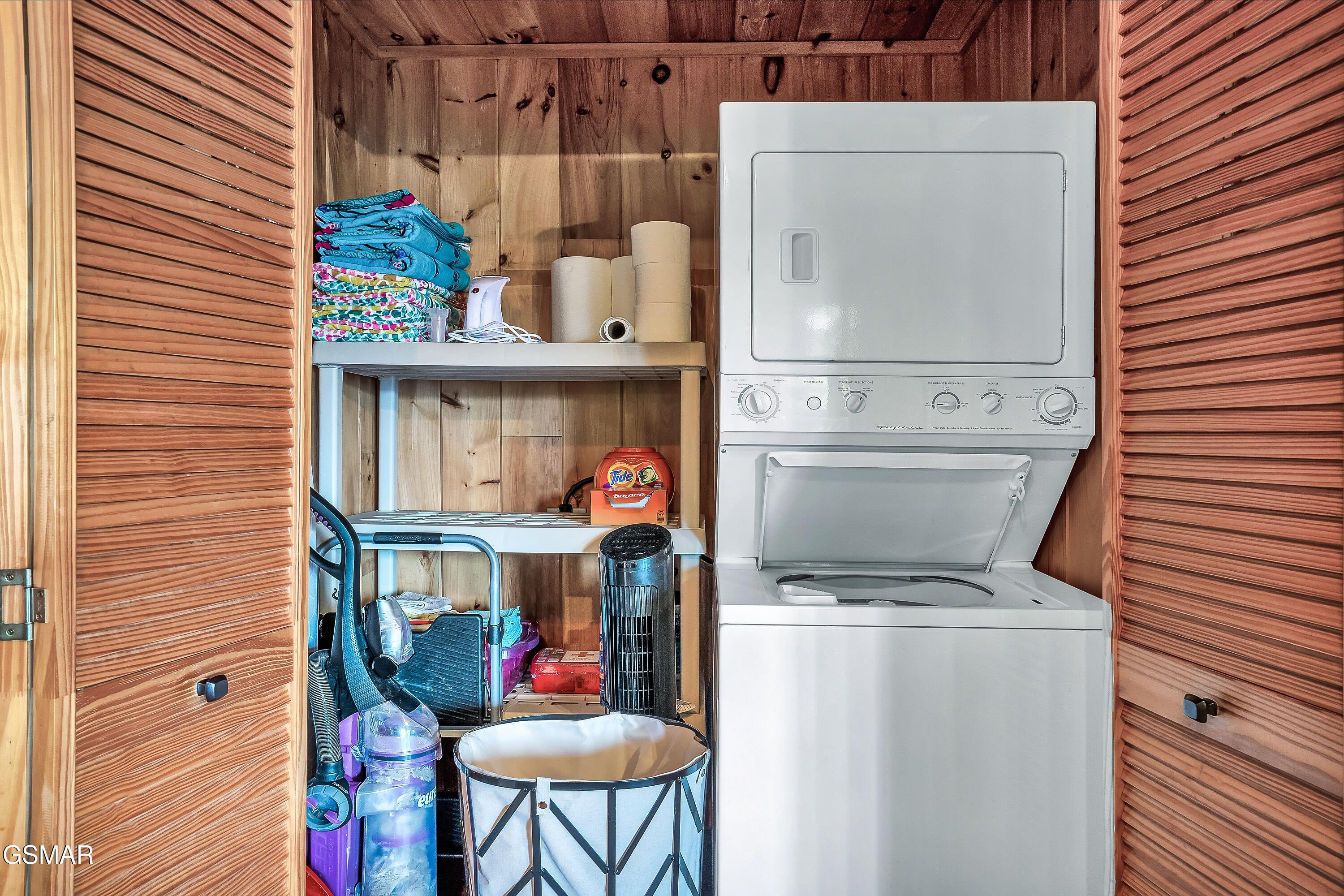 2321 High Top Loop Sevierville TN 37862