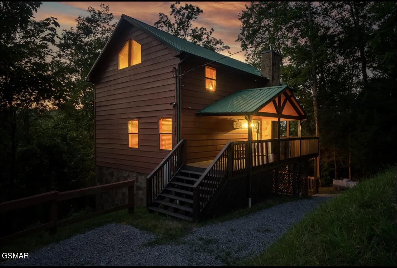 2321 High Top Loop Sevierville TN 37862