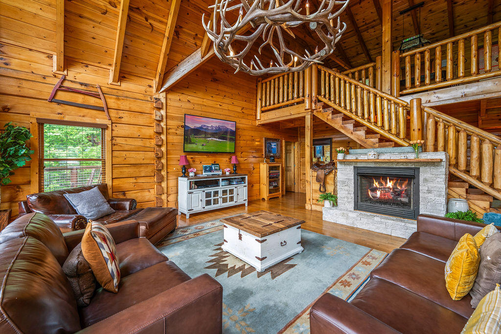 725 Big Bear Ridge Road Gatlinburg TN 37738
