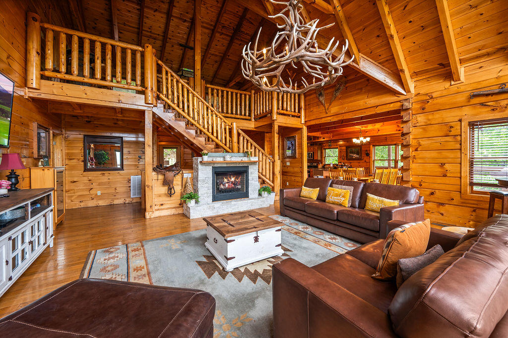 725 Big Bear Ridge Road Gatlinburg TN 37738