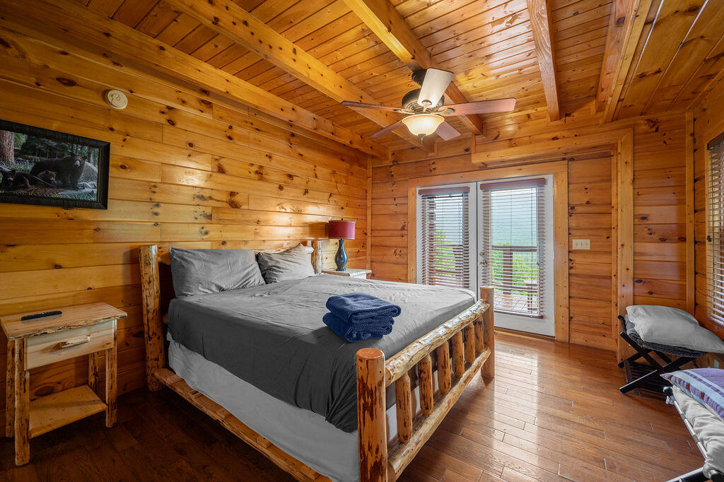 725 Big Bear Ridge Road Gatlinburg TN 37738
