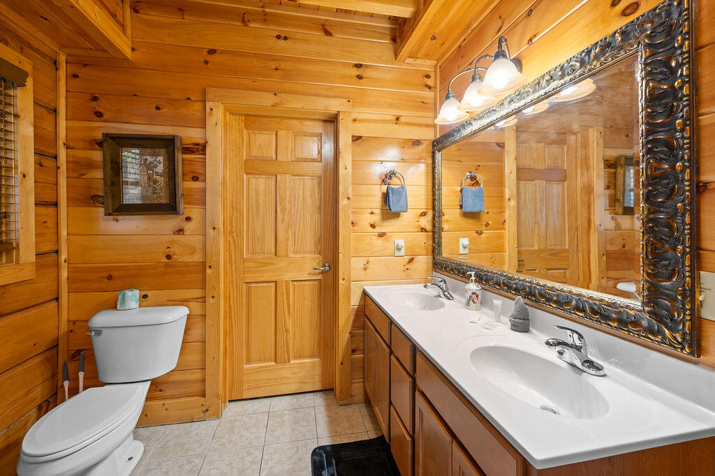 725 Big Bear Ridge Road Gatlinburg TN 37738