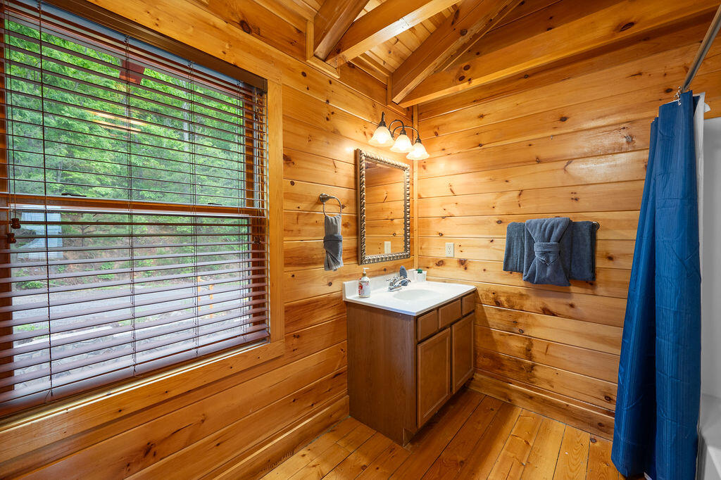 725 Big Bear Ridge Road Gatlinburg TN 37738