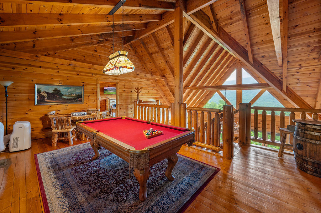 725 Big Bear Ridge Road Gatlinburg TN 37738