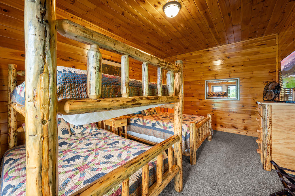 725 Big Bear Ridge Road Gatlinburg TN 37738