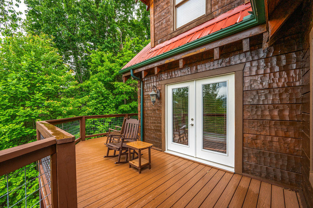 725 Big Bear Ridge Road Gatlinburg TN 37738