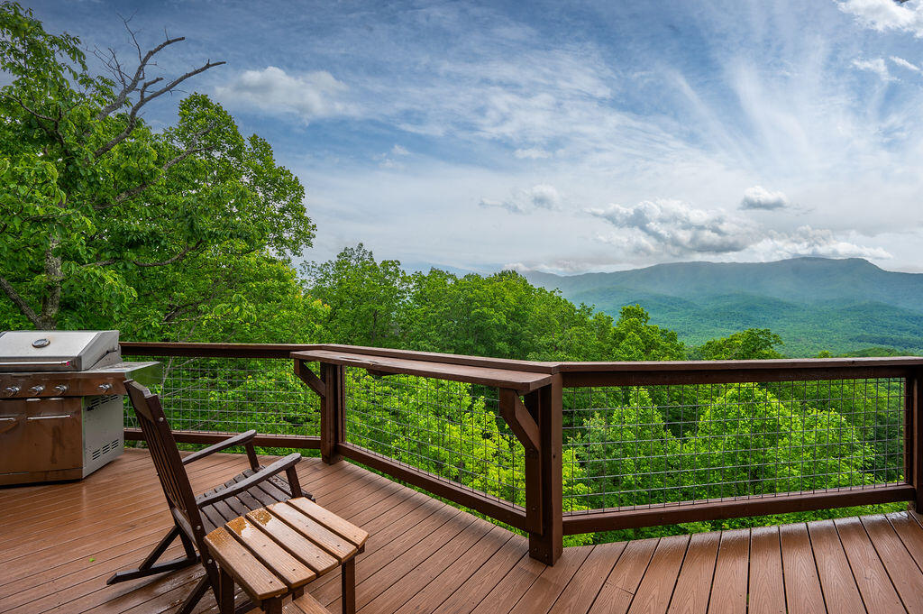 725 Big Bear Ridge Road Gatlinburg TN 37738