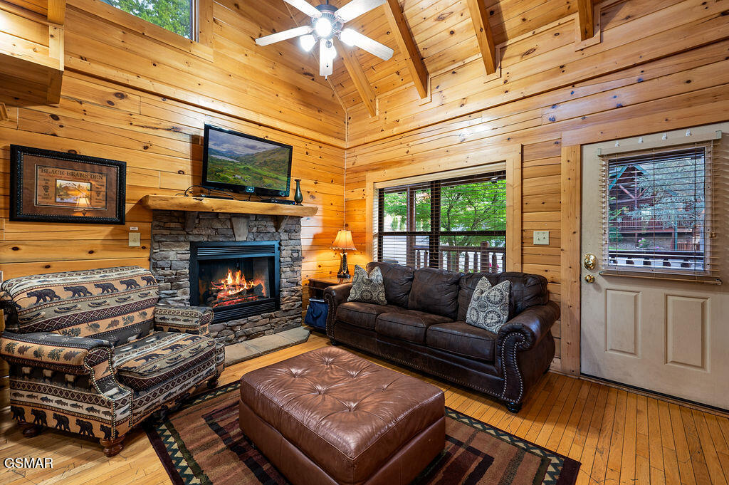 2023 Bear Creek Way Pigeon Forge TN 37862