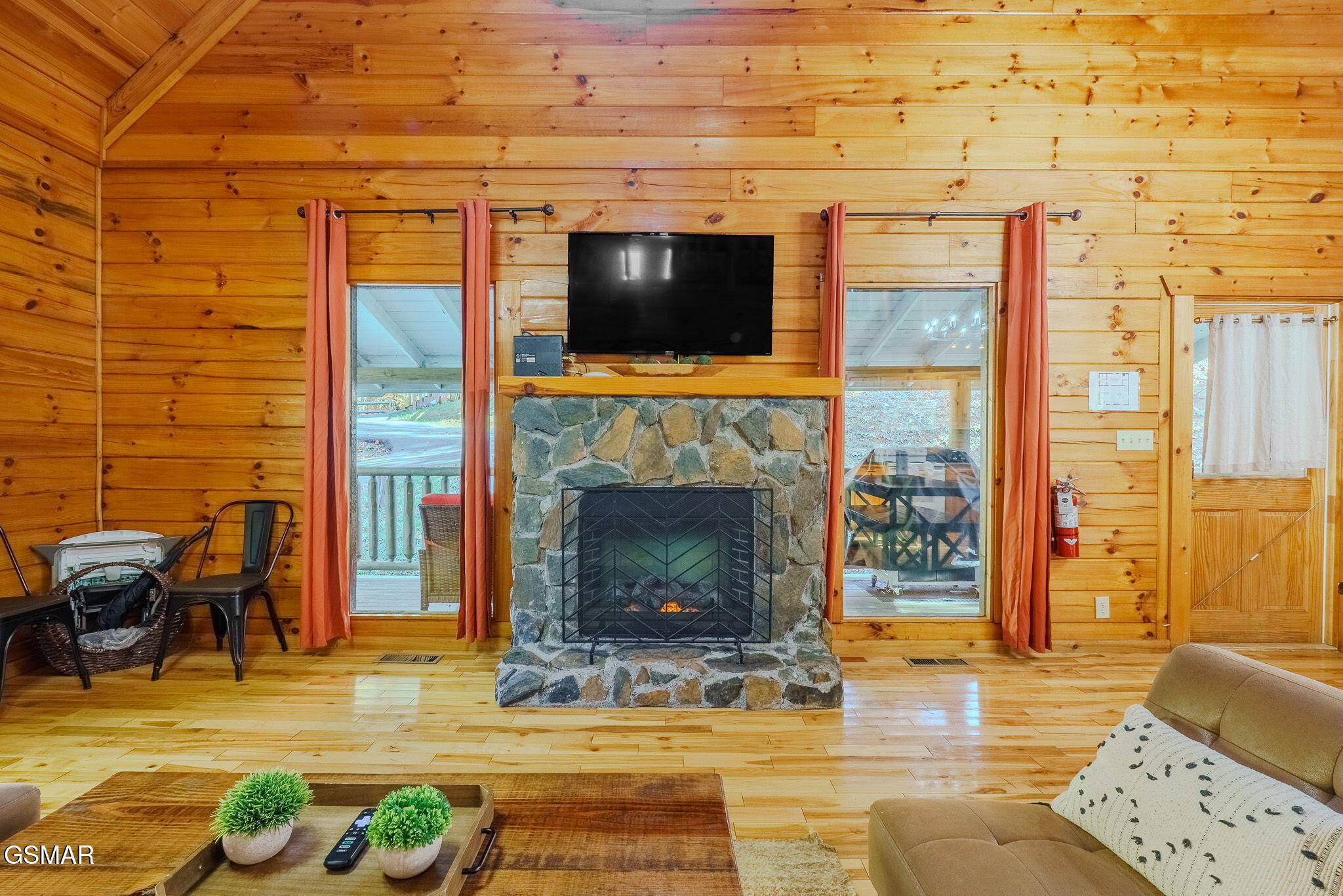 2105 Rabbit Point Way Sevierville TN 37876