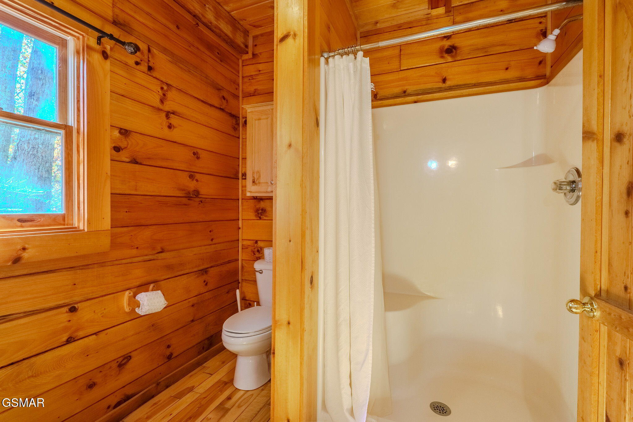 2105 Rabbit Point Way Sevierville TN 37876