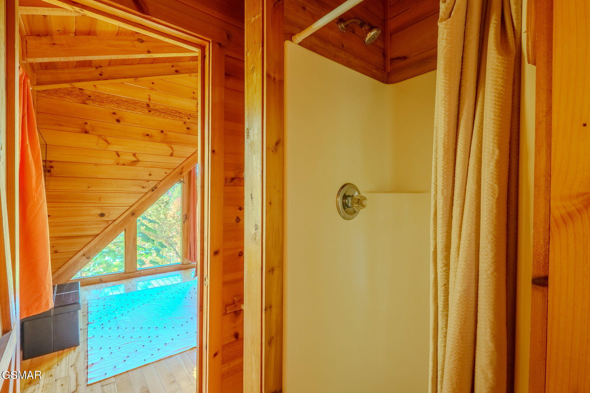 2105 Rabbit Point Way Sevierville TN 37876