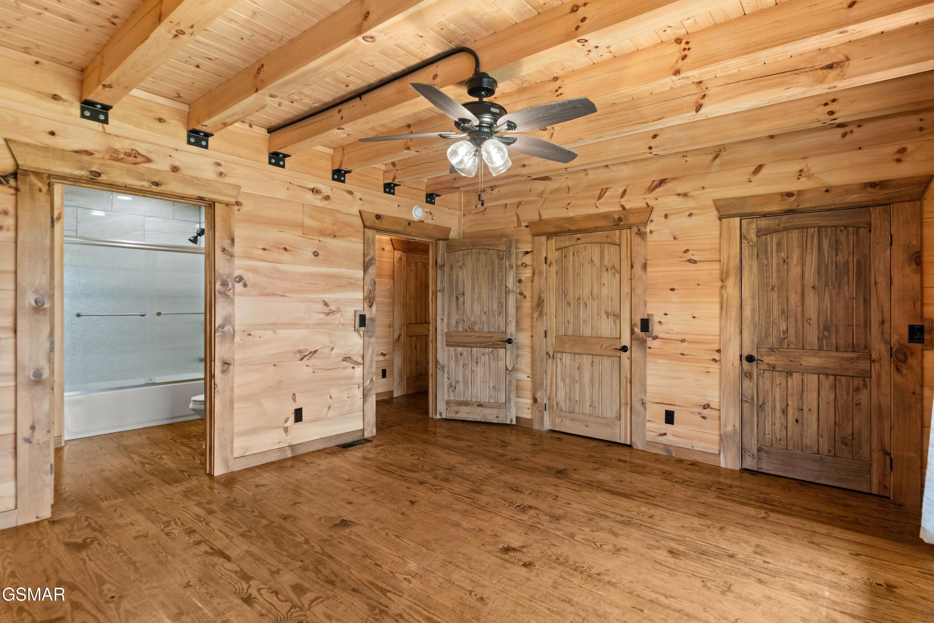 102 Golf View Boulevard Dandridge TN 37725
