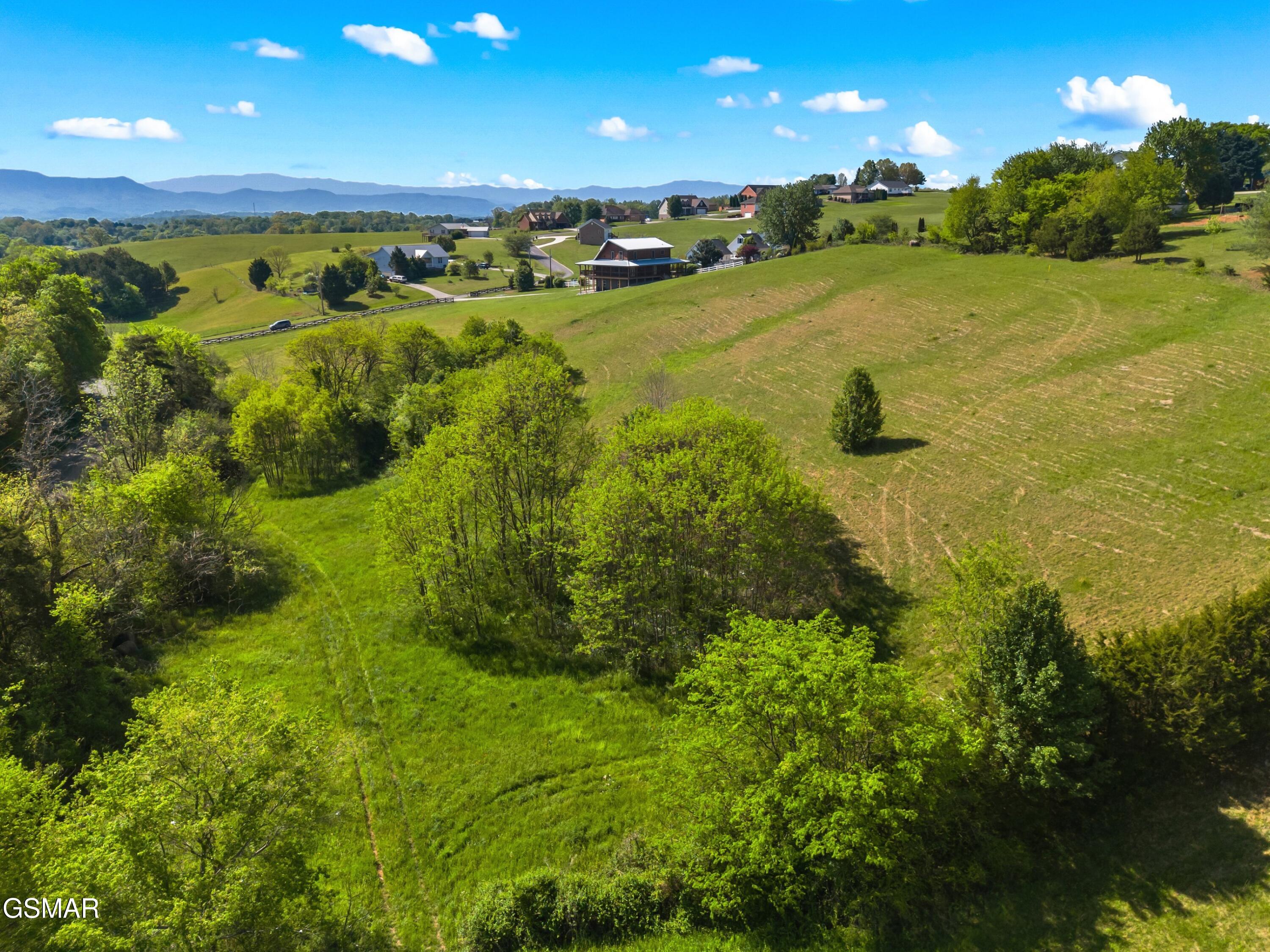 102 Golf View Boulevard Dandridge TN 37725