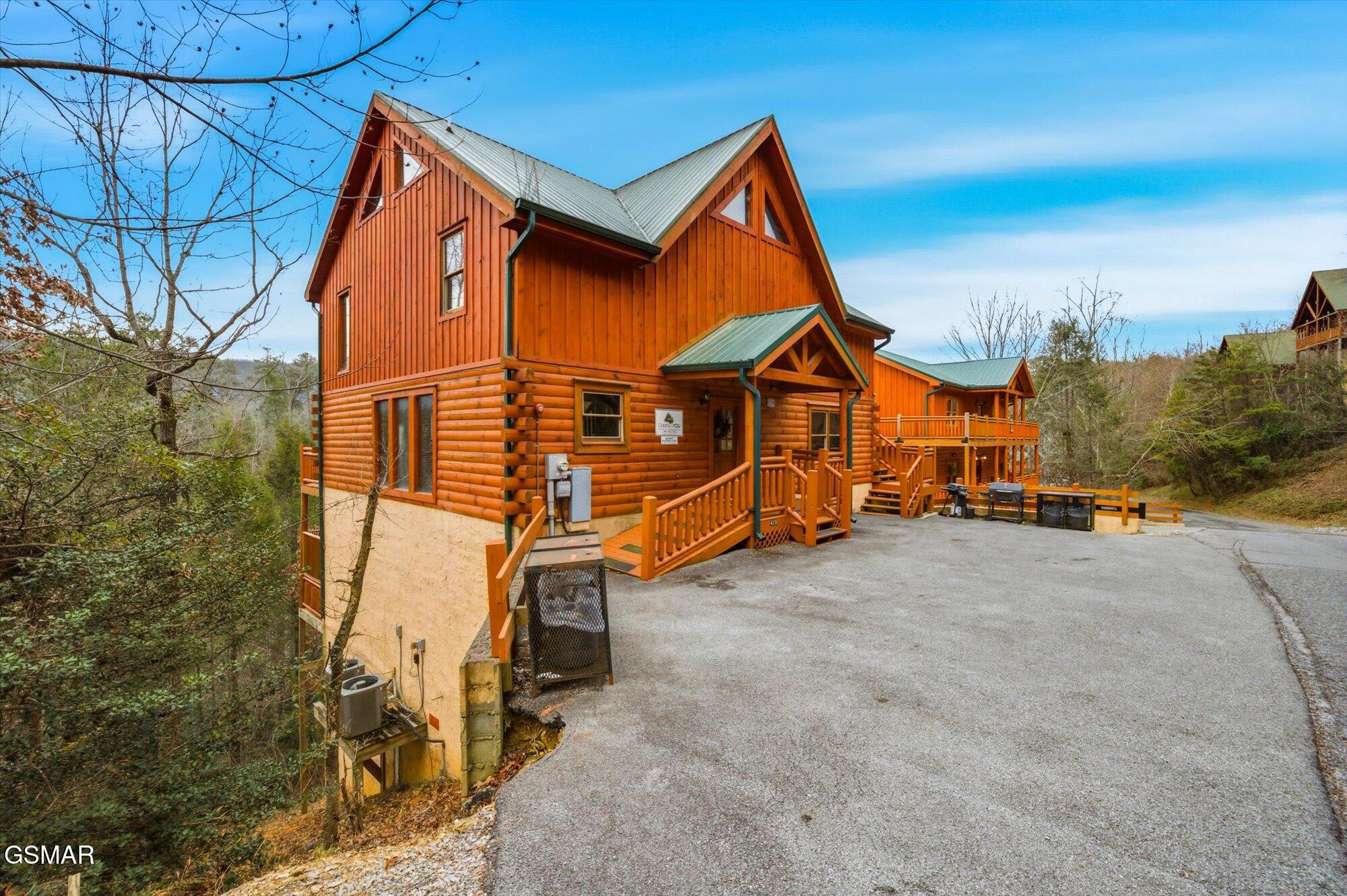 4339 Forest Ridge Way Pigeon Forge TN 37863