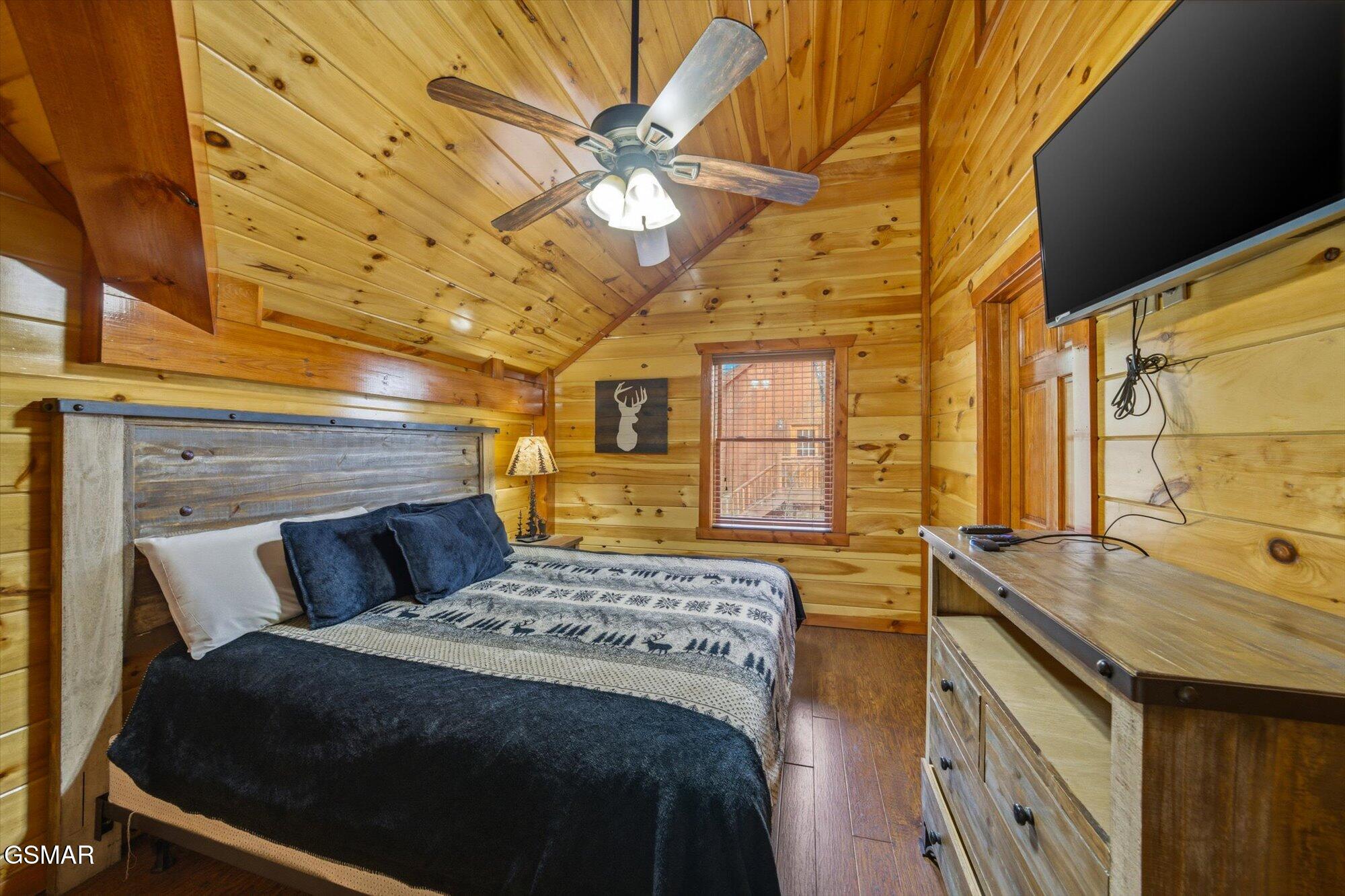 4339 Forest Ridge Way Pigeon Forge TN 37863