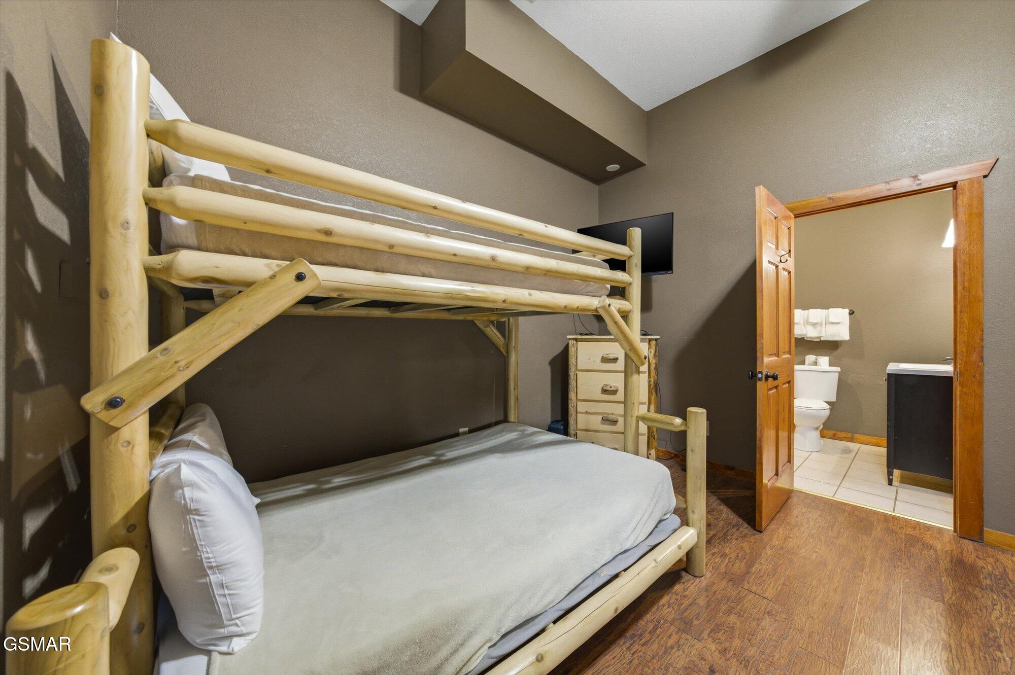 4339 Forest Ridge Way Pigeon Forge TN 37863