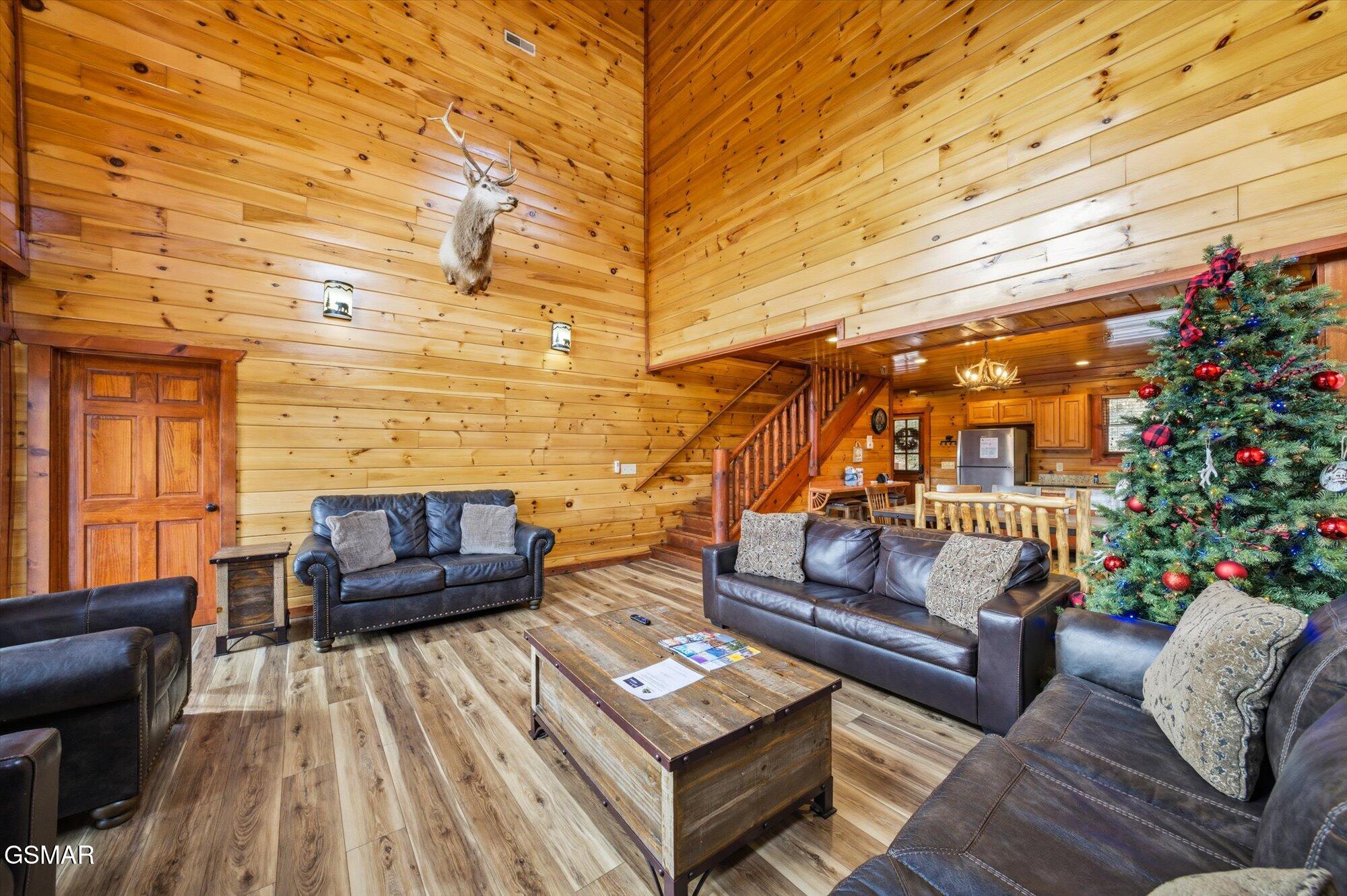 4339 Forest Ridge Way Pigeon Forge TN 37863