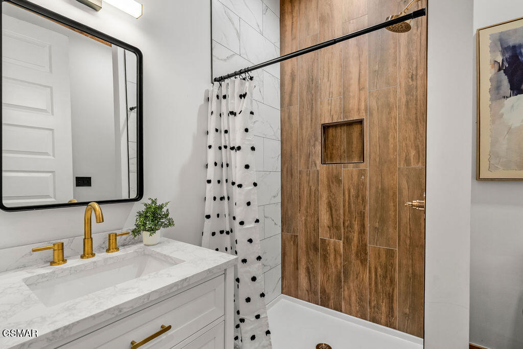 814 Davenport Road Gatlinburg TN 37738