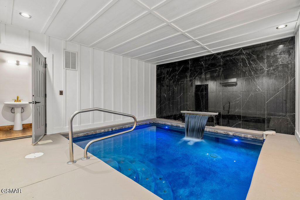 814 Davenport Road Gatlinburg TN 37738