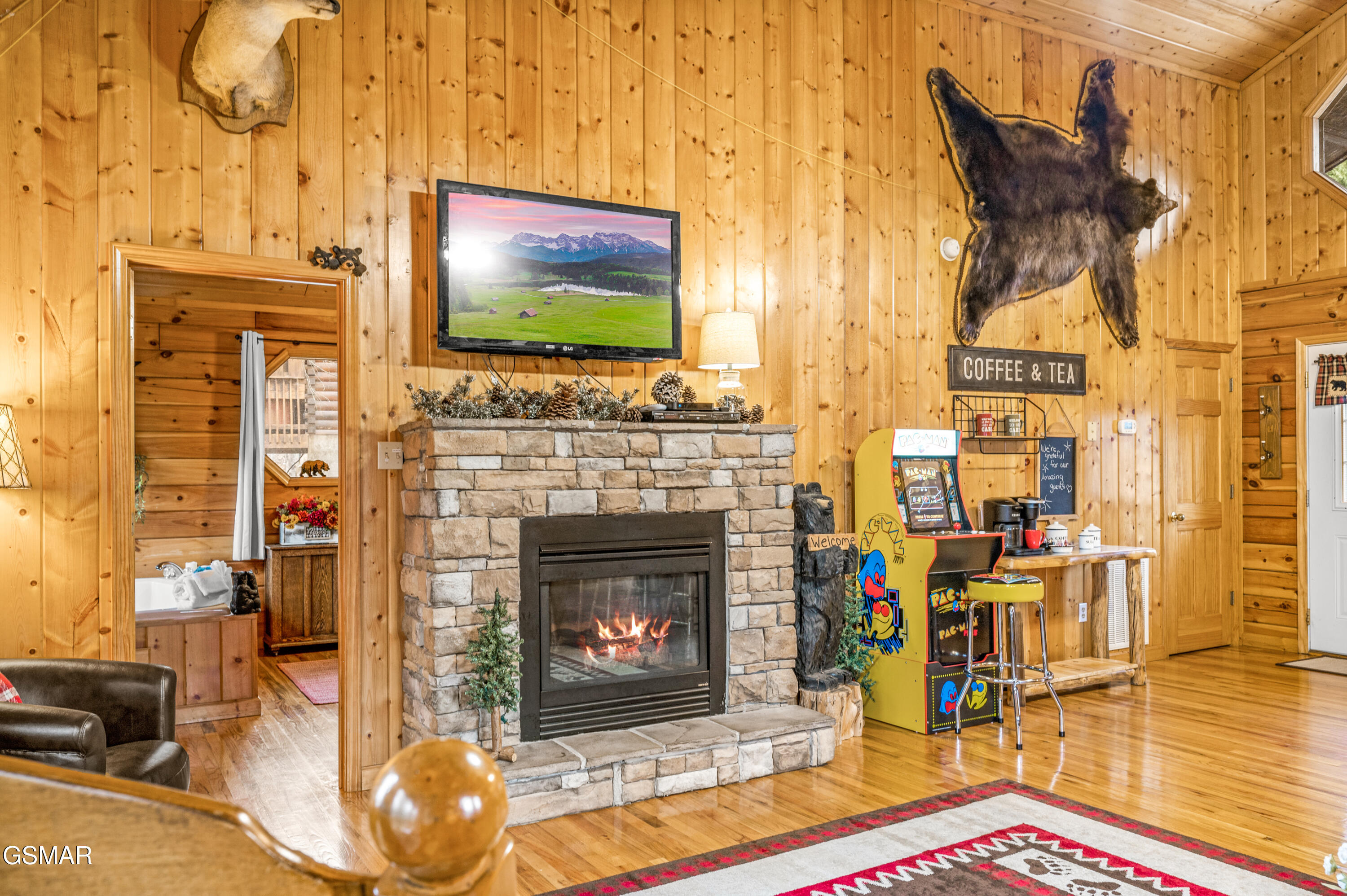 1523 Bears Den Way Sevierville TN 37862