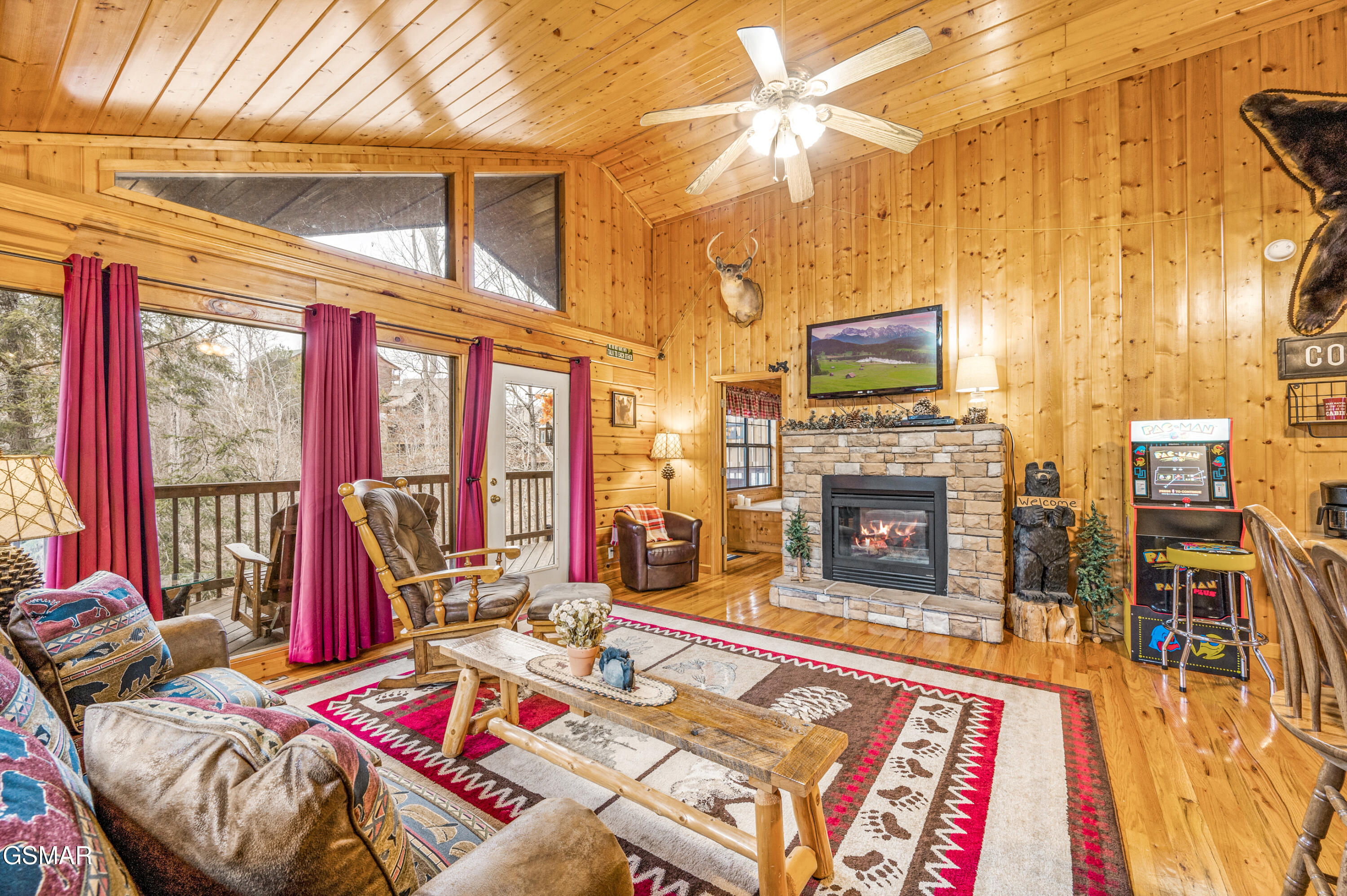 1523 Bears Den Way Sevierville TN 37862