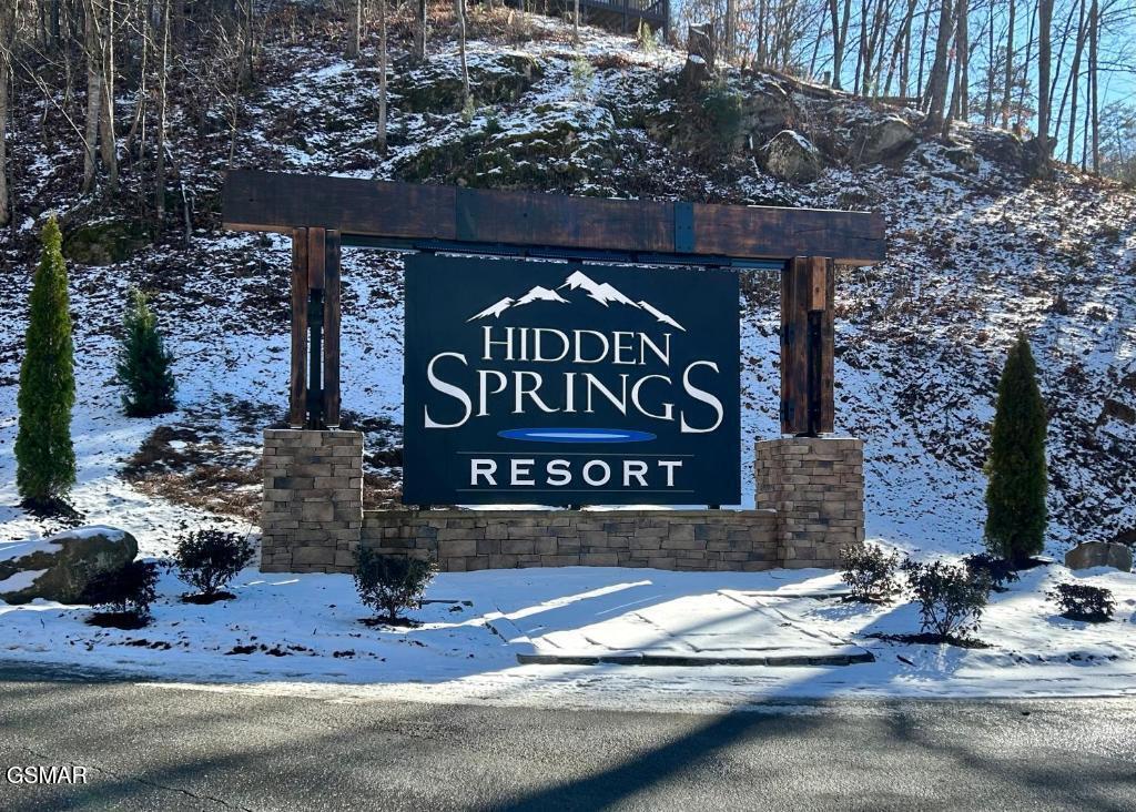 1523 Bears Den Way Sevierville TN 37862