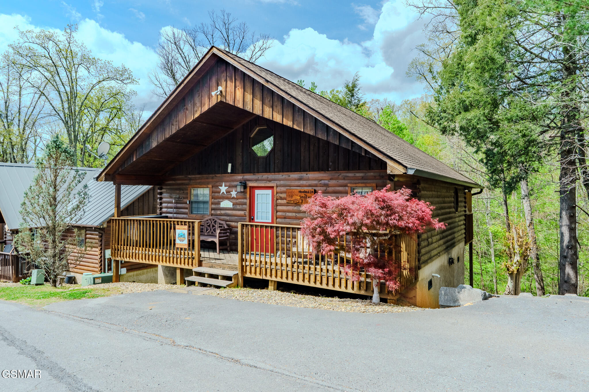 1523 Bears Den Way Sevierville TN 37862