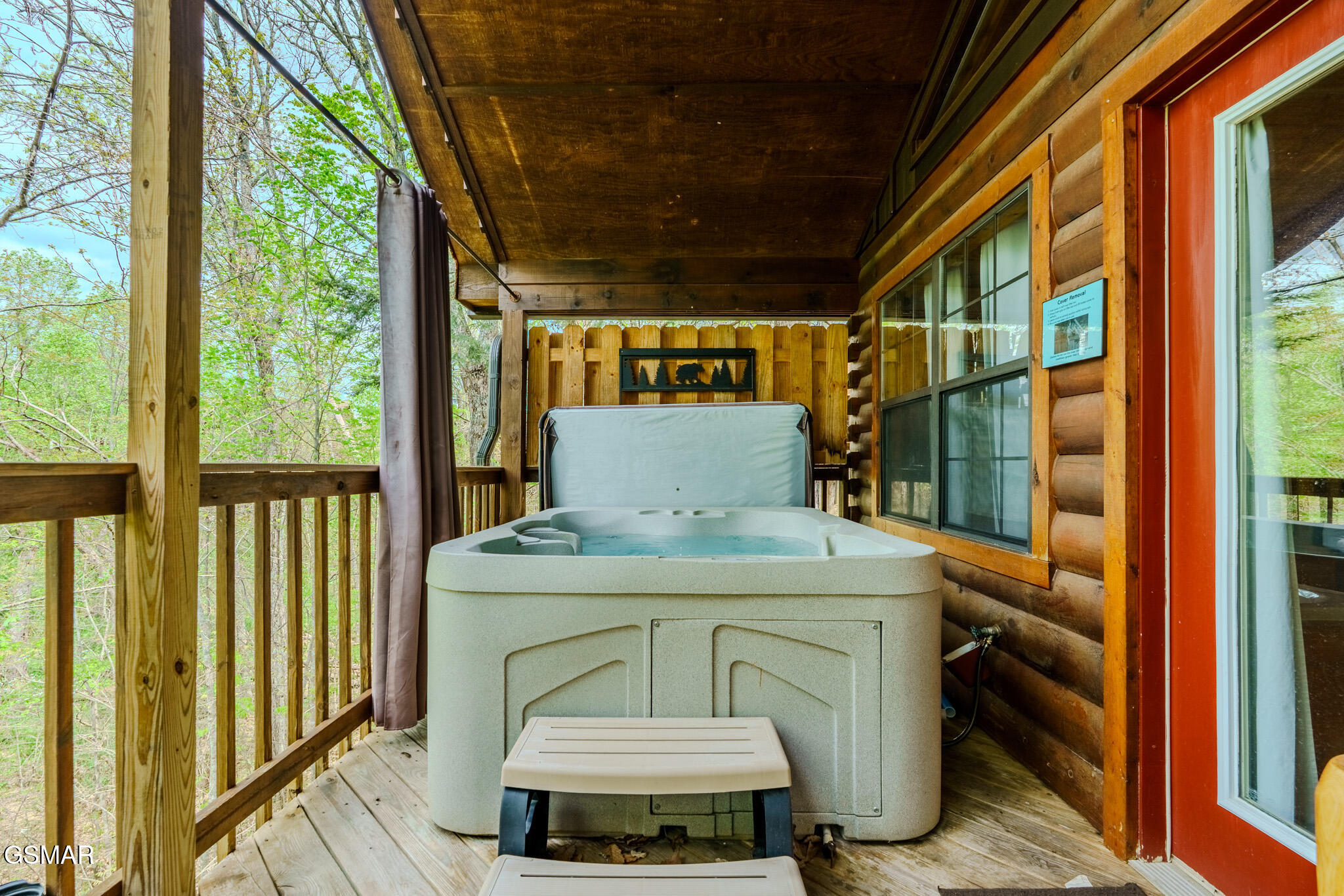 1523 Bears Den Way Sevierville TN 37862