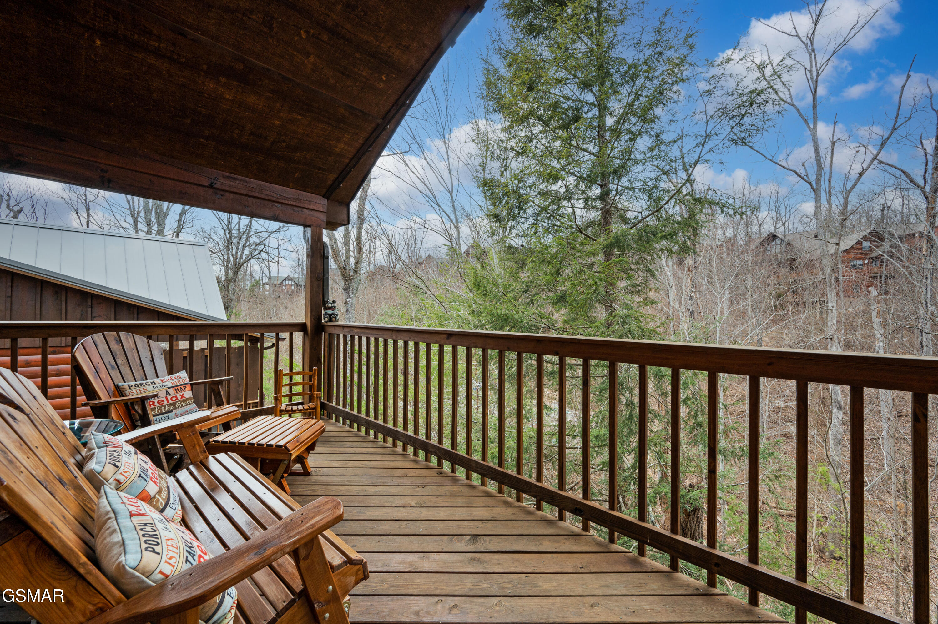 1523 Bears Den Way Sevierville TN 37862