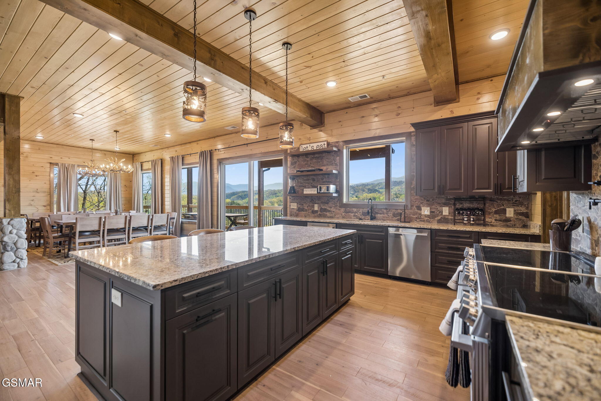 997 King Branch Road Sevierville TN 37876