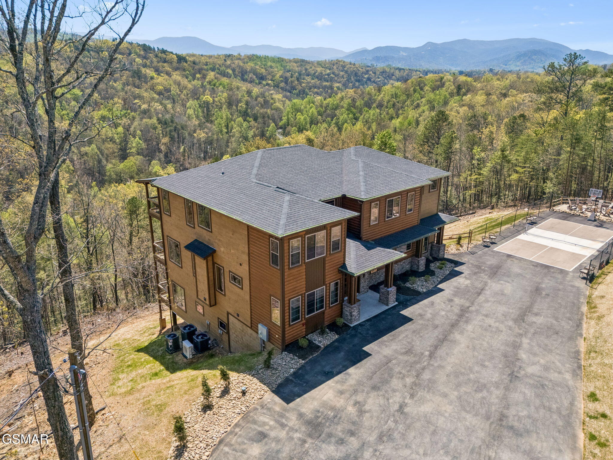 997 King Branch Road Sevierville TN 37876
