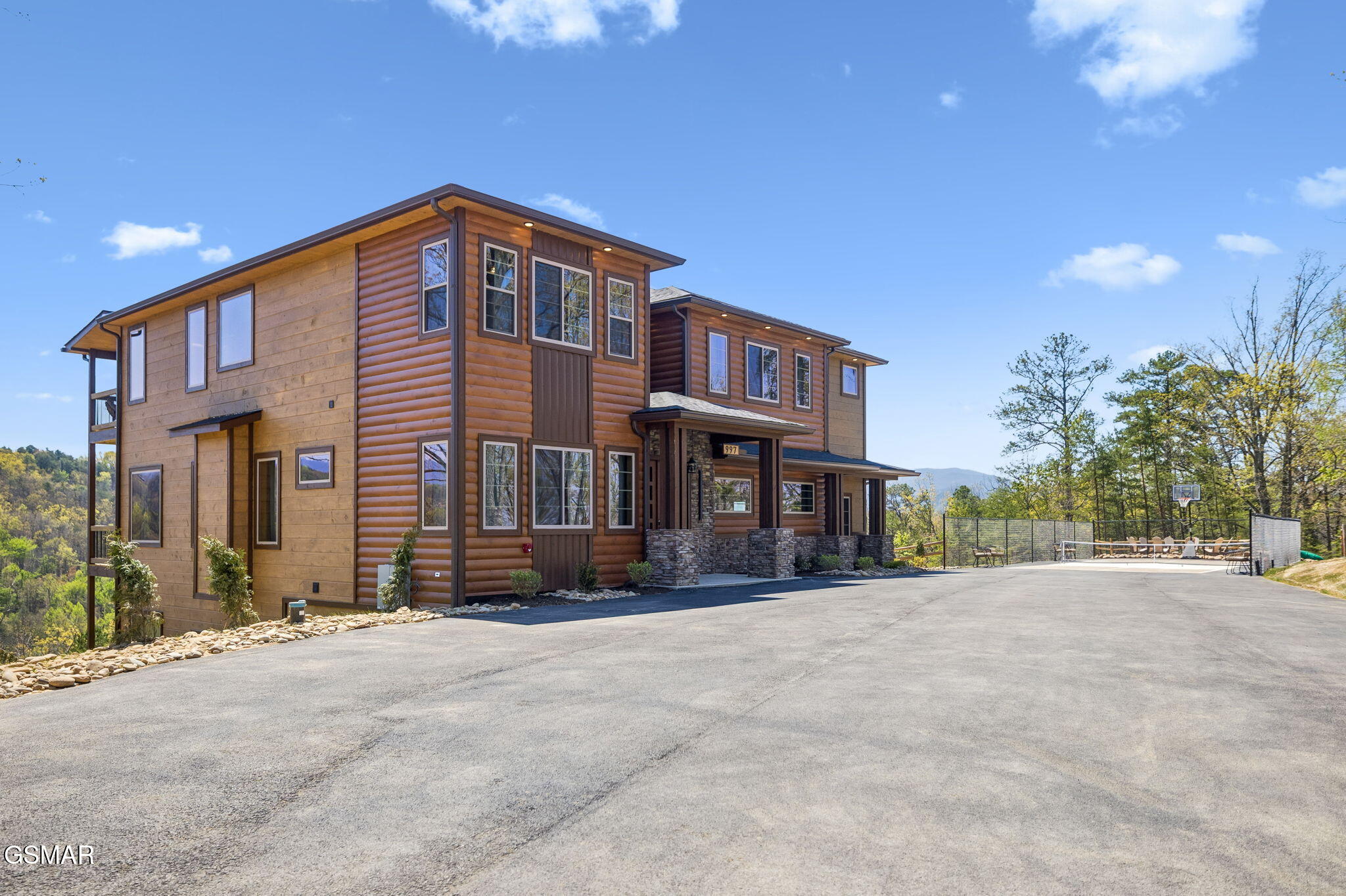 997 King Branch Road Sevierville TN 37876