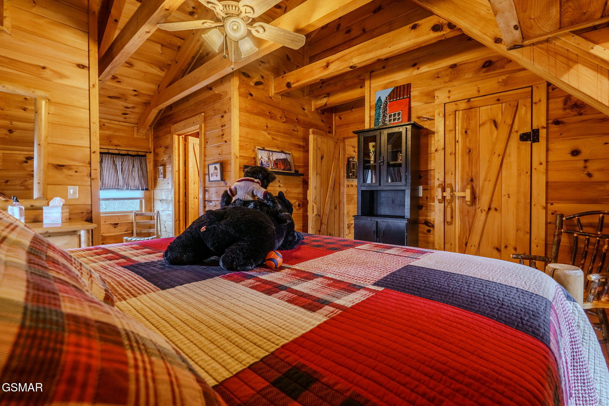 839 W Gold Dust Pigeon Forge TN 37863