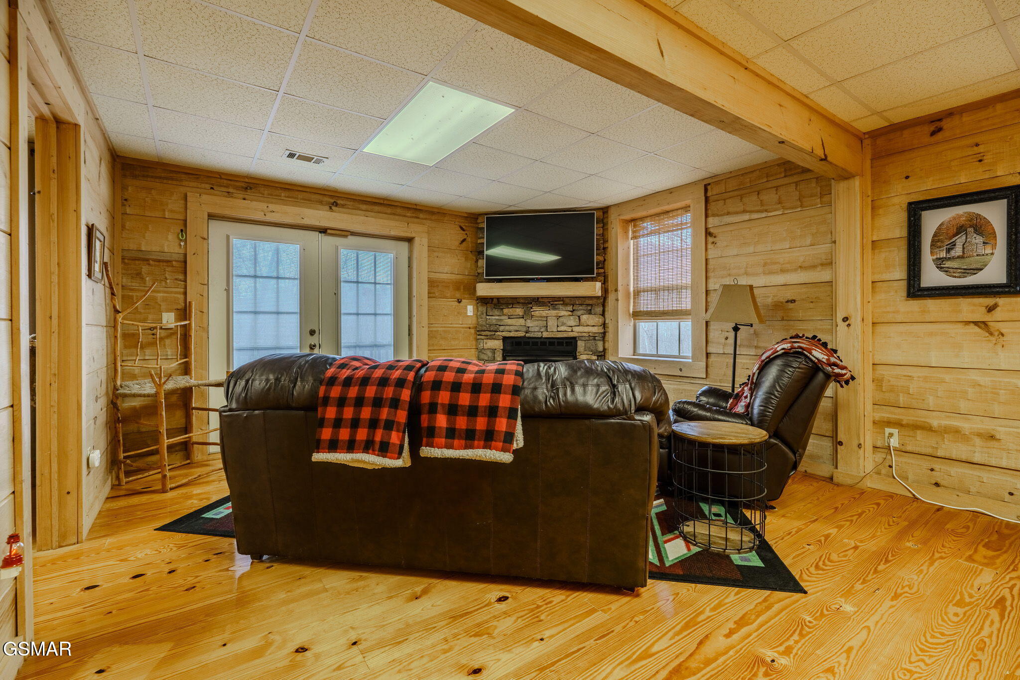 839 W Gold Dust Pigeon Forge TN 37863