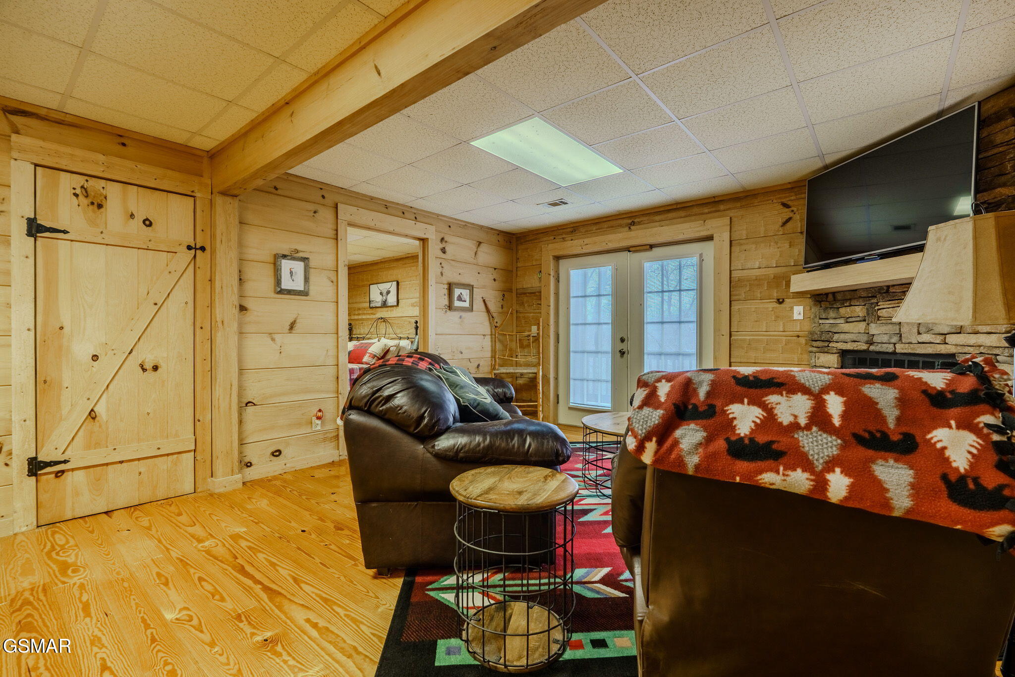 839 W Gold Dust Pigeon Forge TN 37863