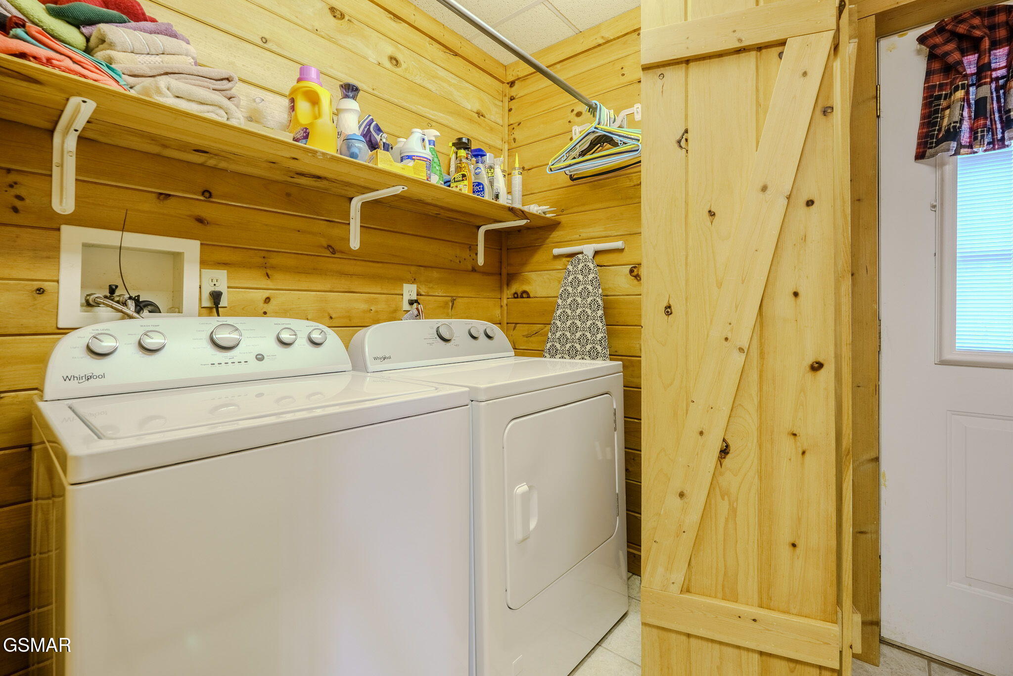 839 W Gold Dust Pigeon Forge TN 37863