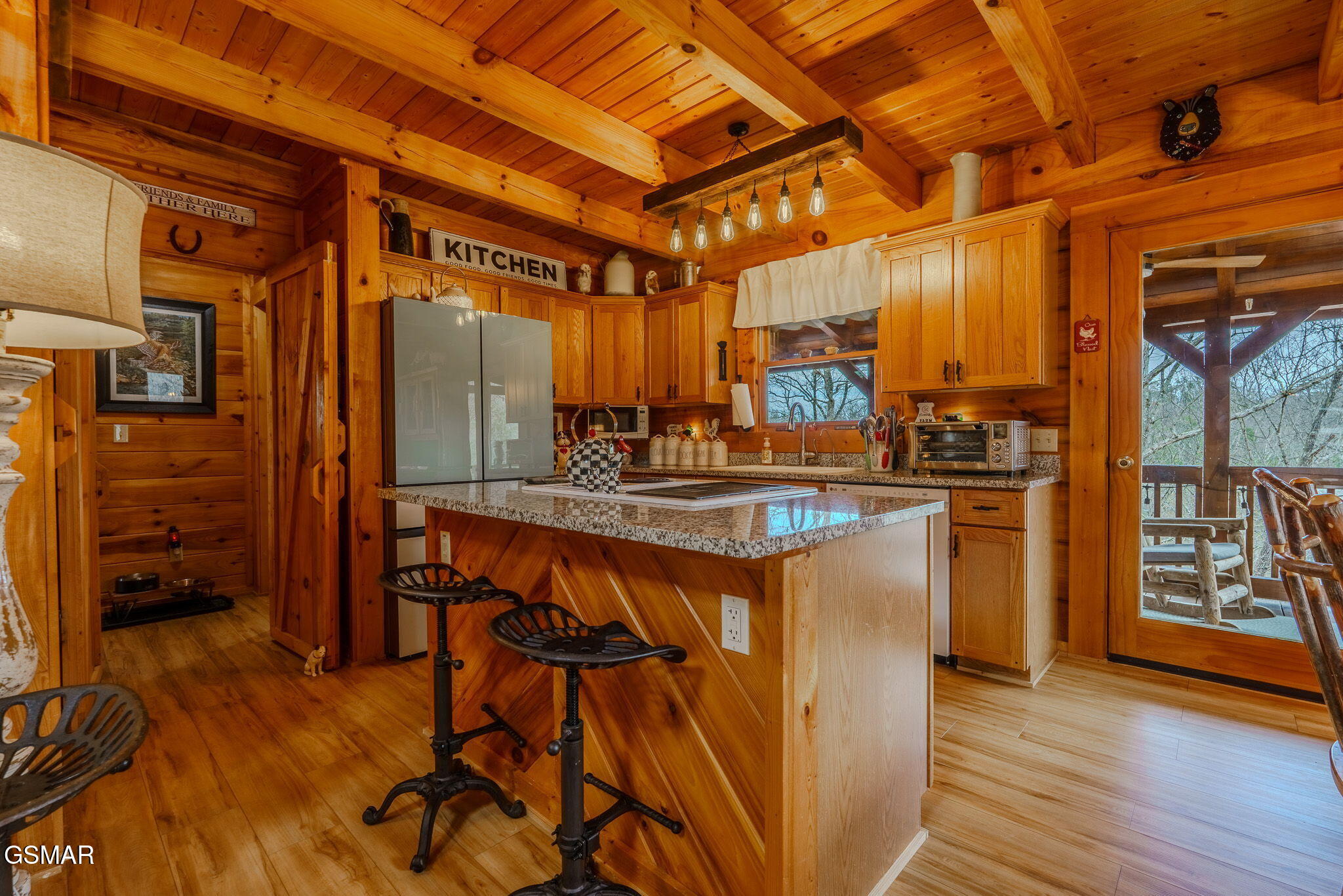 839 W Gold Dust Pigeon Forge TN 37863