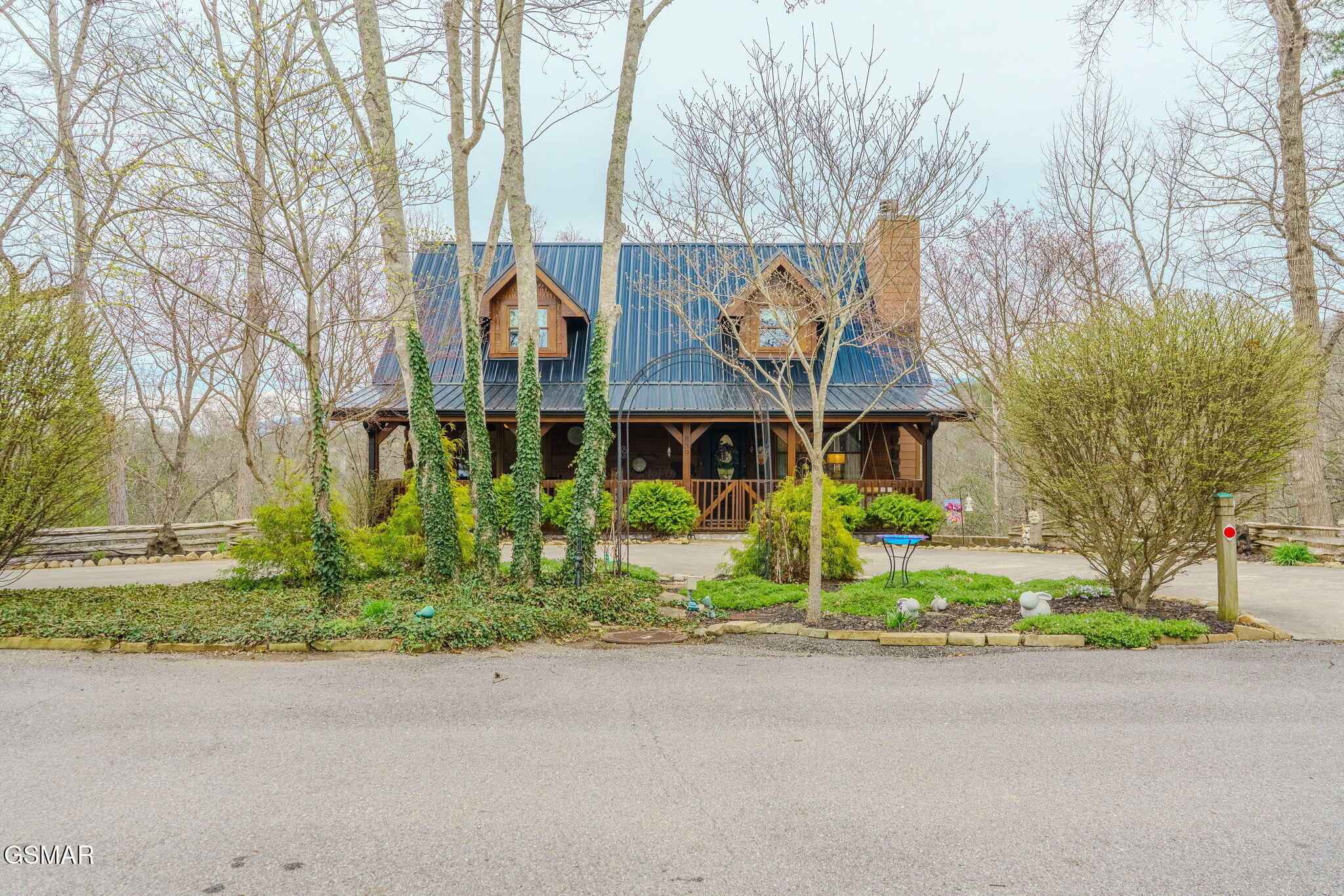 839 W Gold Dust Pigeon Forge TN 37863
