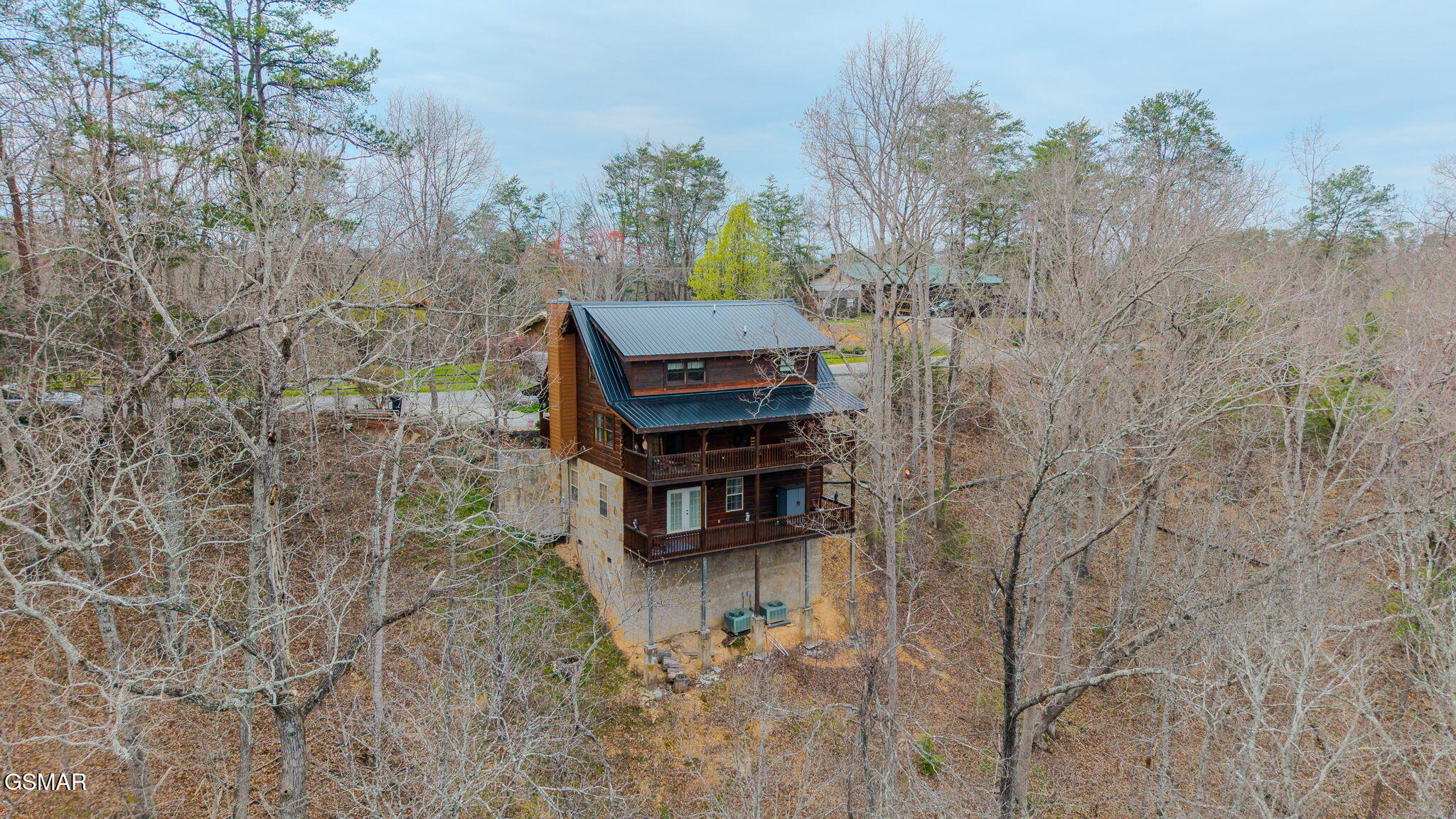 839 W Gold Dust Pigeon Forge TN 37863